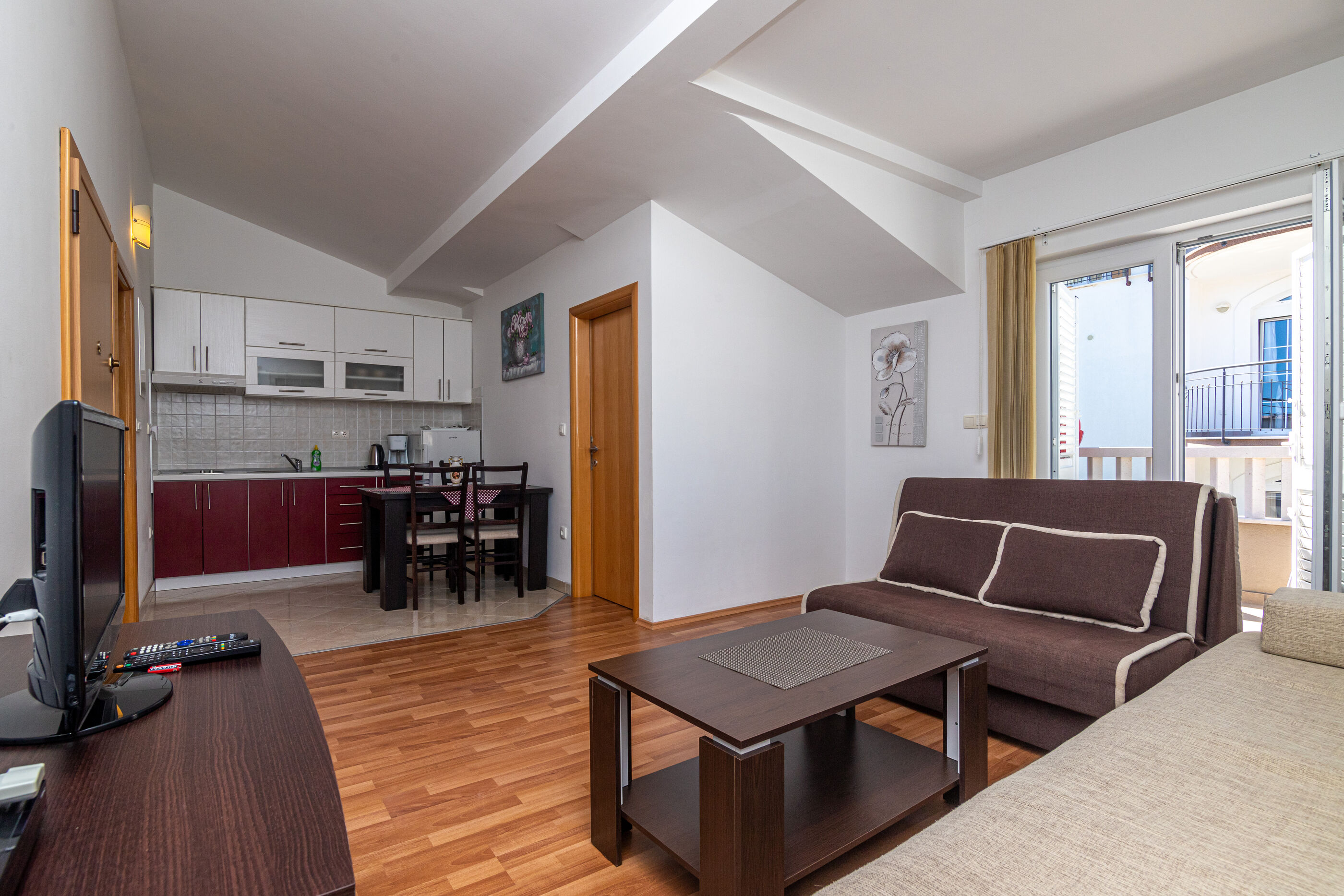 Apartments Janja 30131-A9