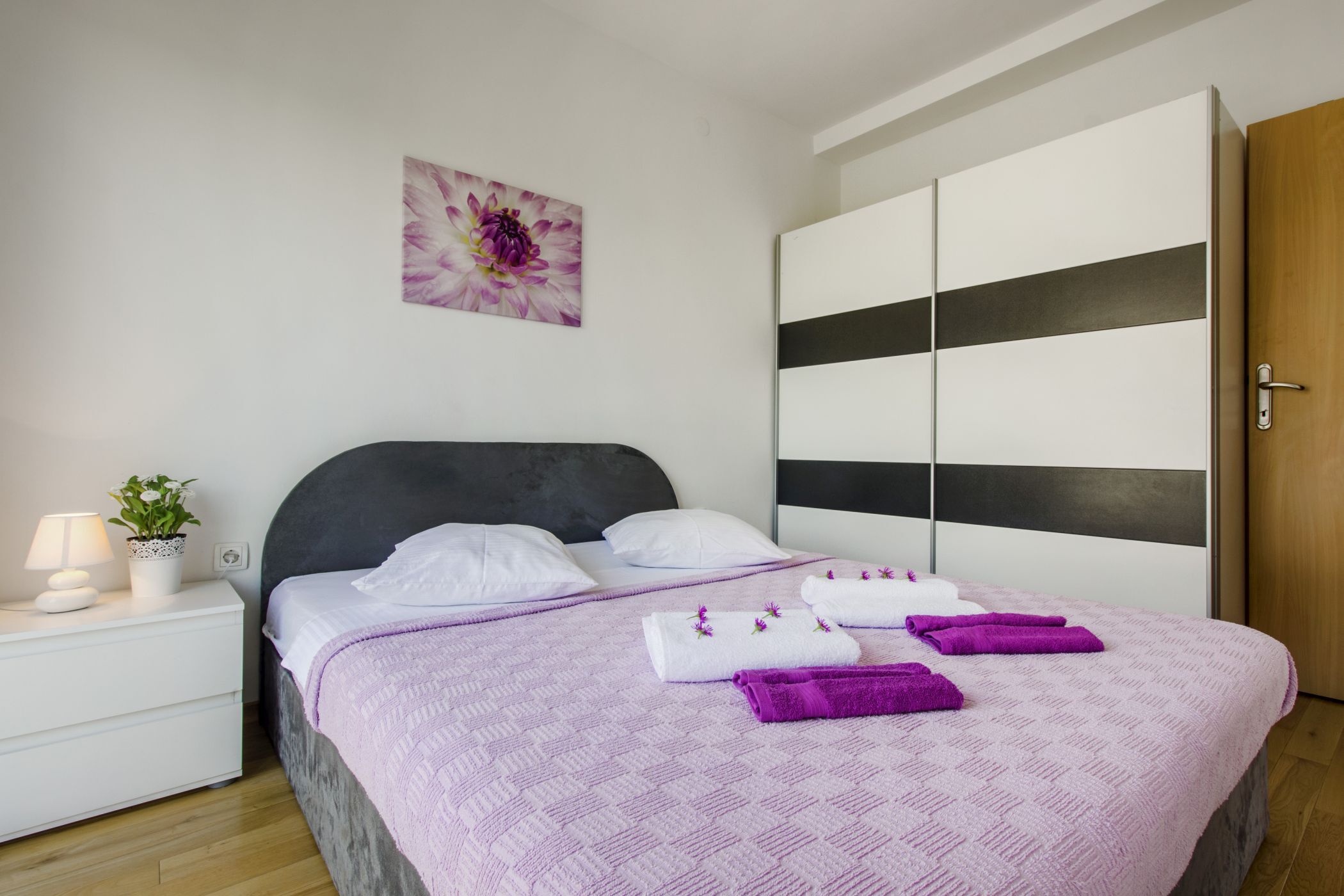 Apartments Lenija 25901-A4