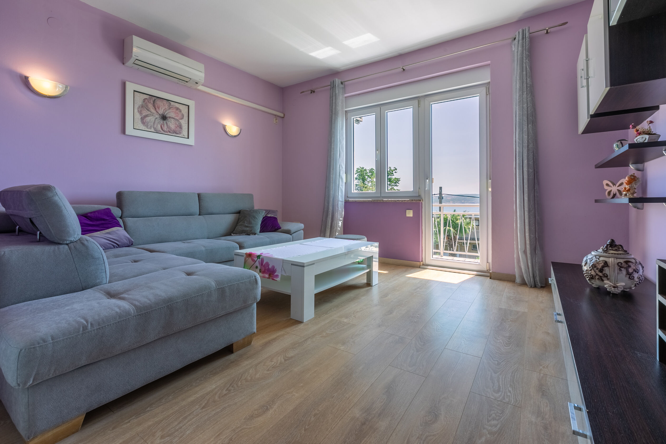 Apartment Mariposa 62759-A1