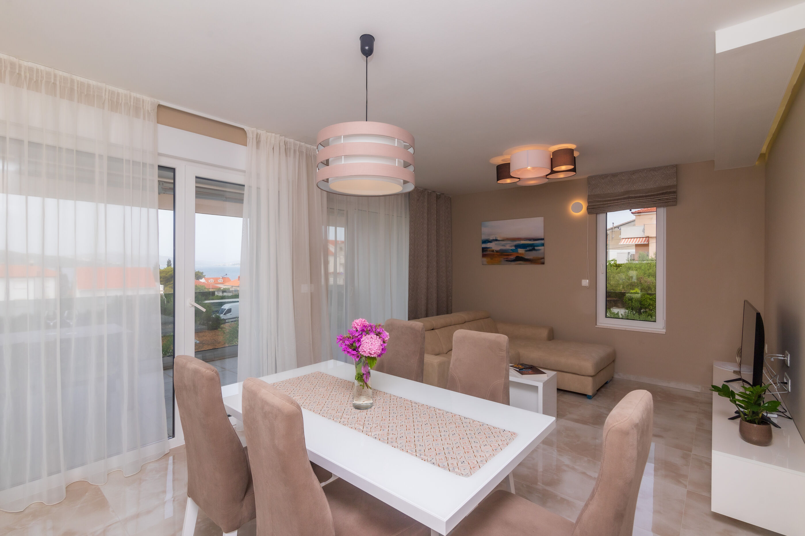 Apartments Dora 82221-A2