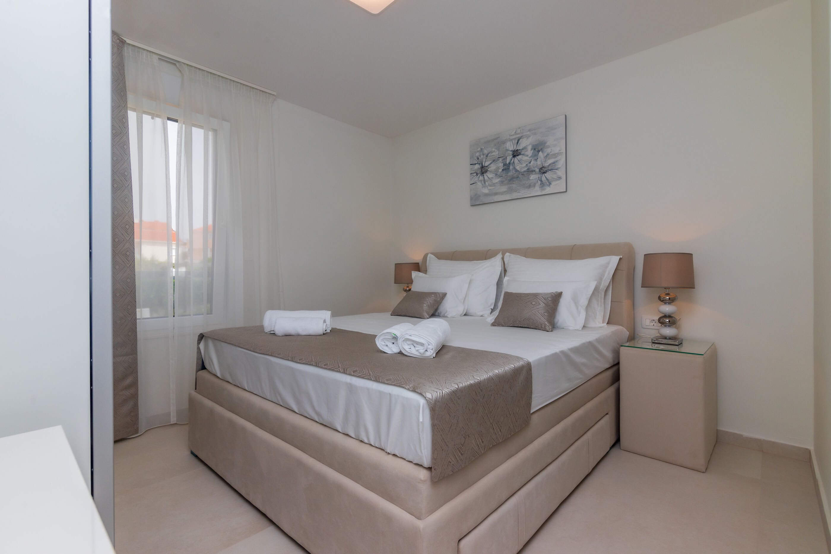 Apartments Dora 82221-A4