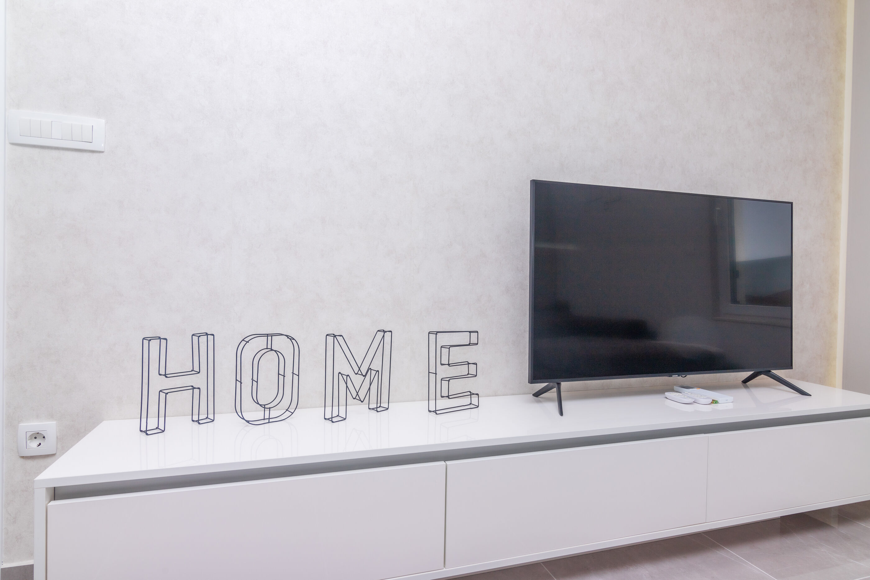 Apartments Dora 82221-A1
