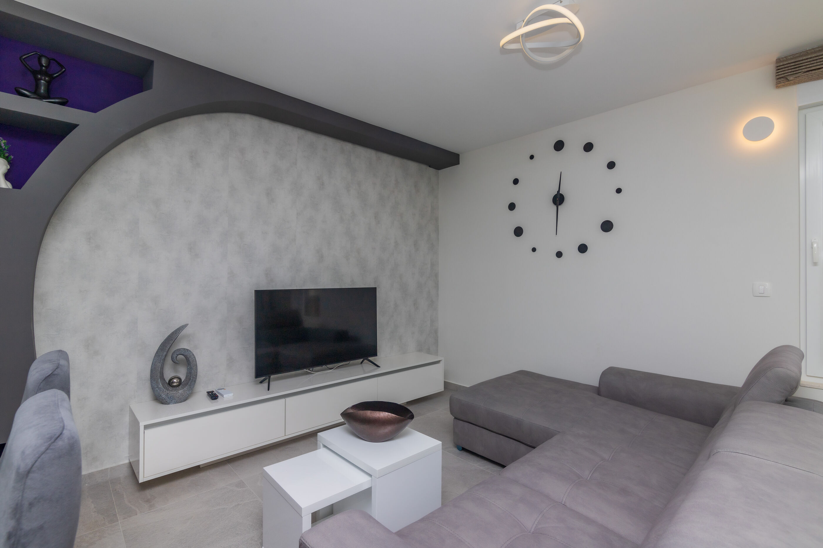 Apartments Dora 82221-A3