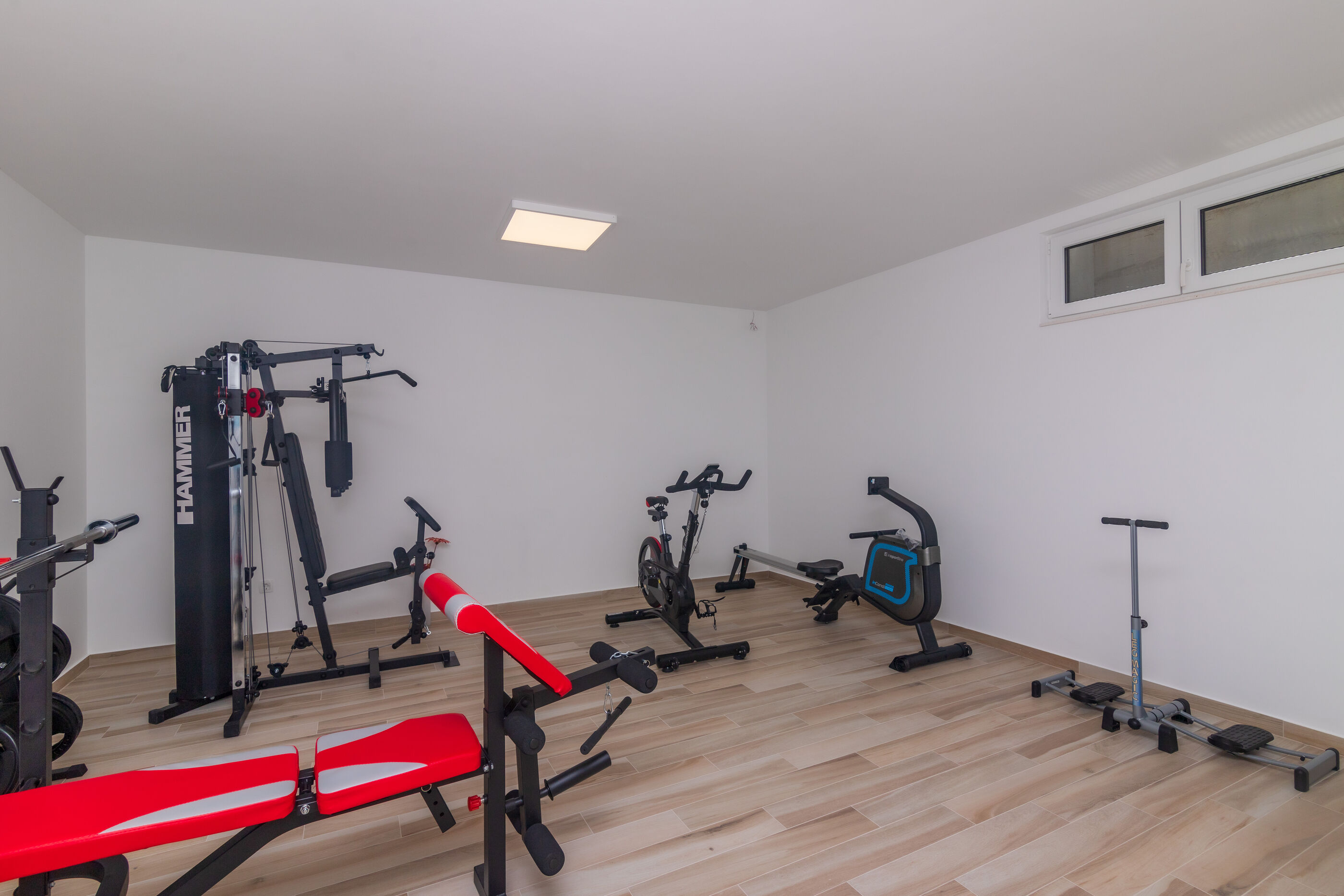 Apartments Dora 82221-A1