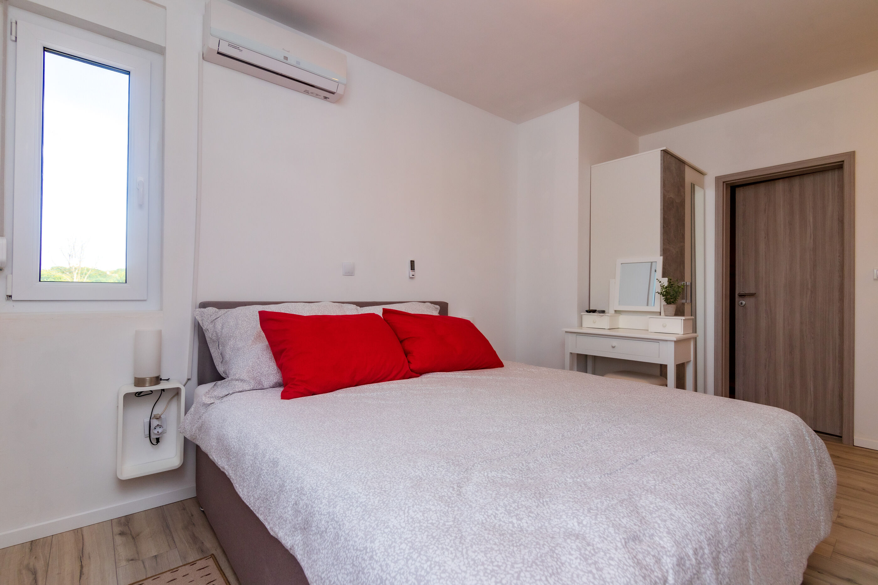 House Villa Ivona 81911-K1