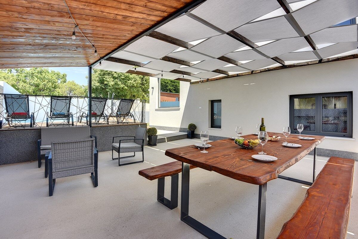 Villa Korina 74207-K1