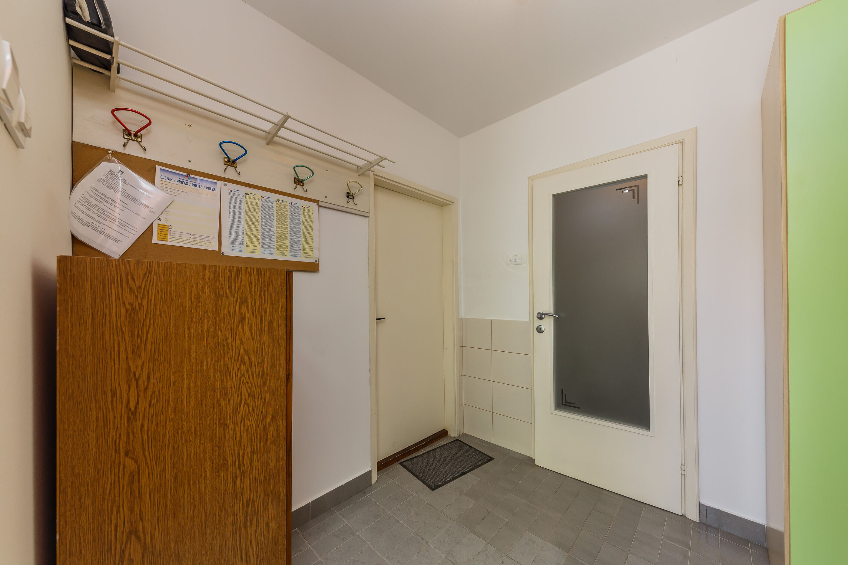 Apartments Jelen 17281-A2