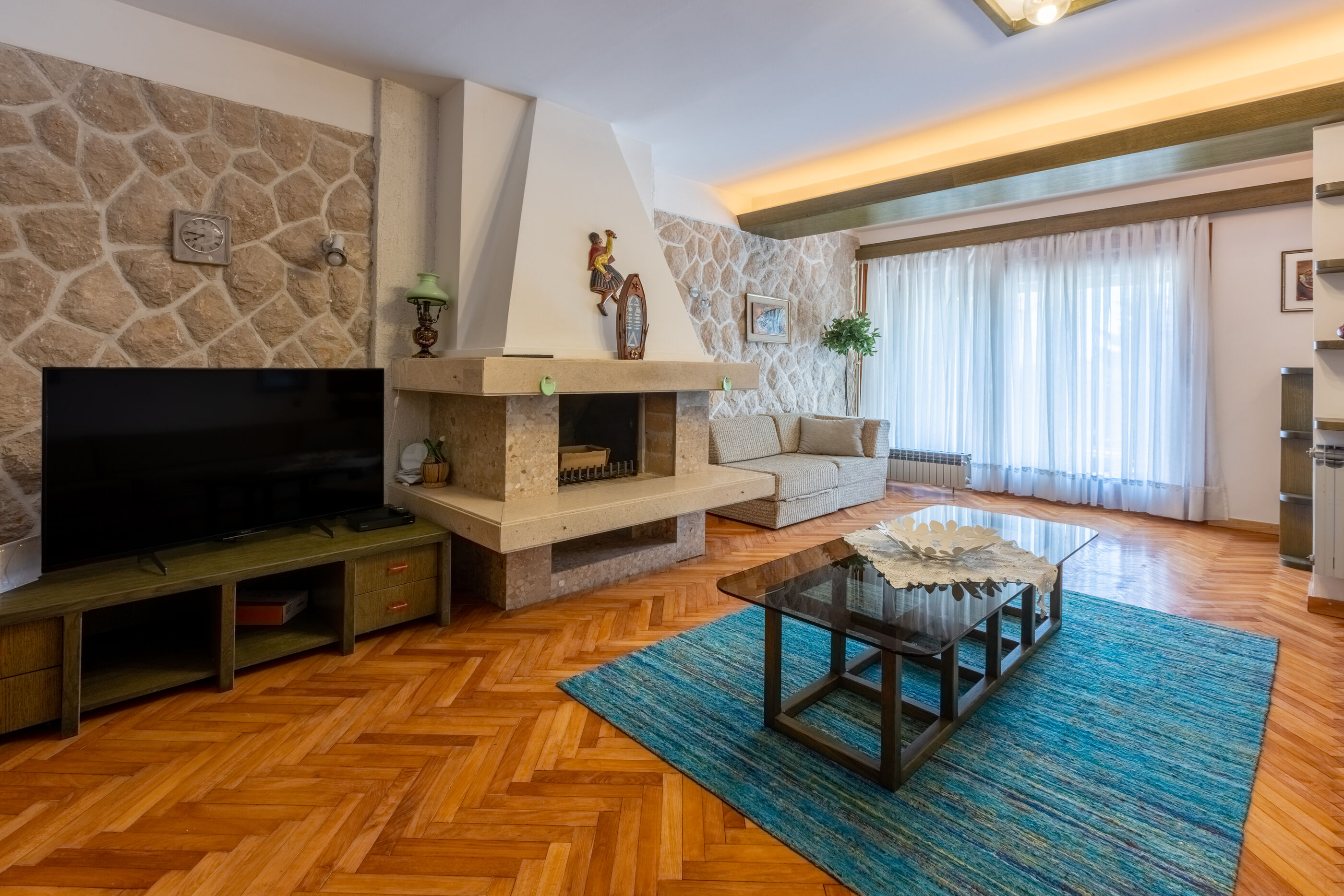 Apartment Aura 24851-A1