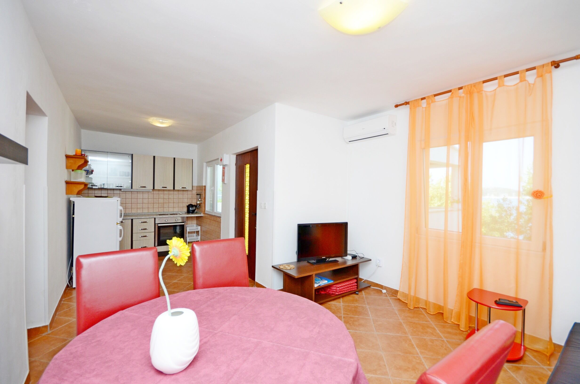 Apartments Jadranka 28281-A1