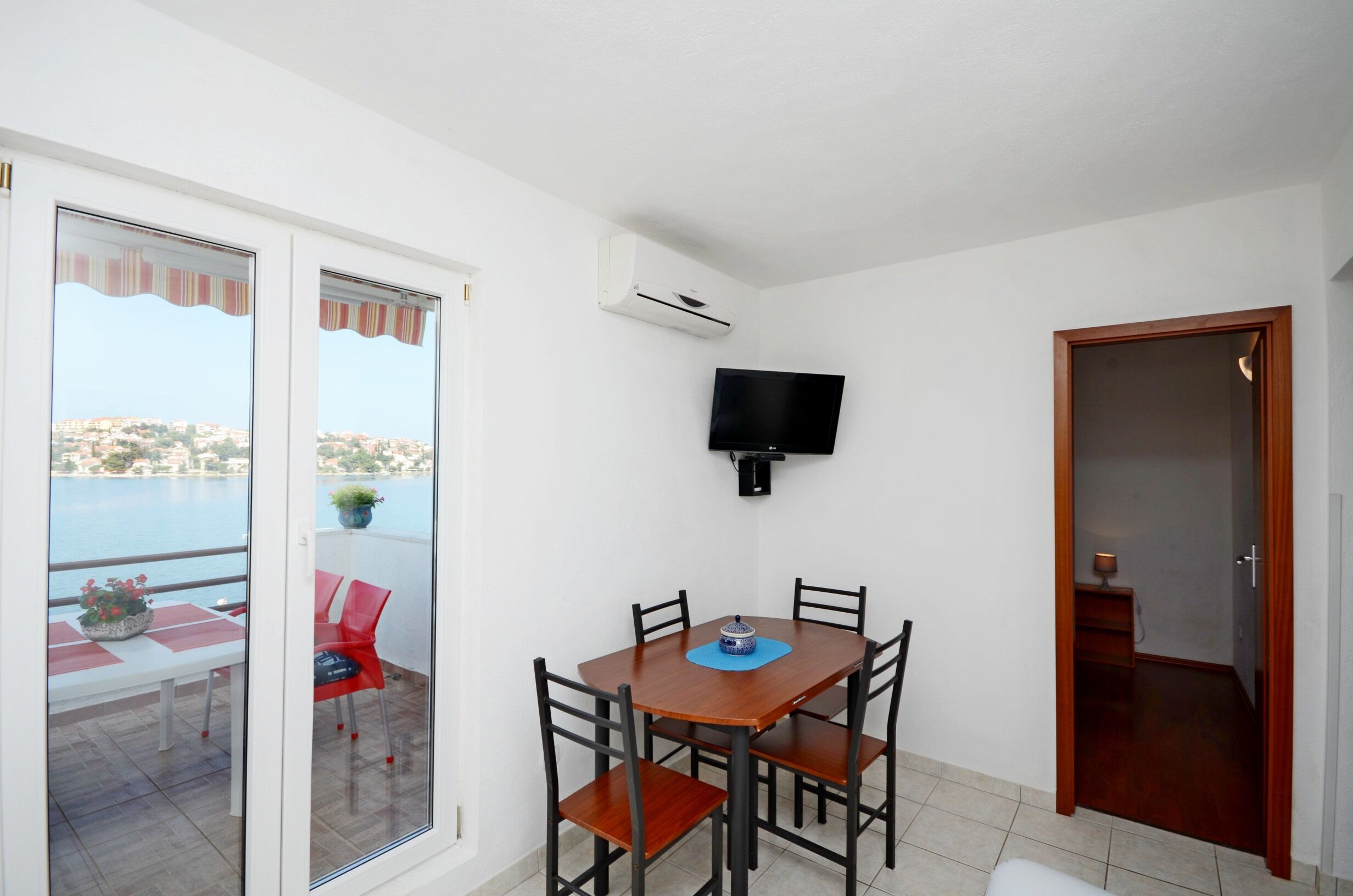 Apartments Jadranka 28281-A2
