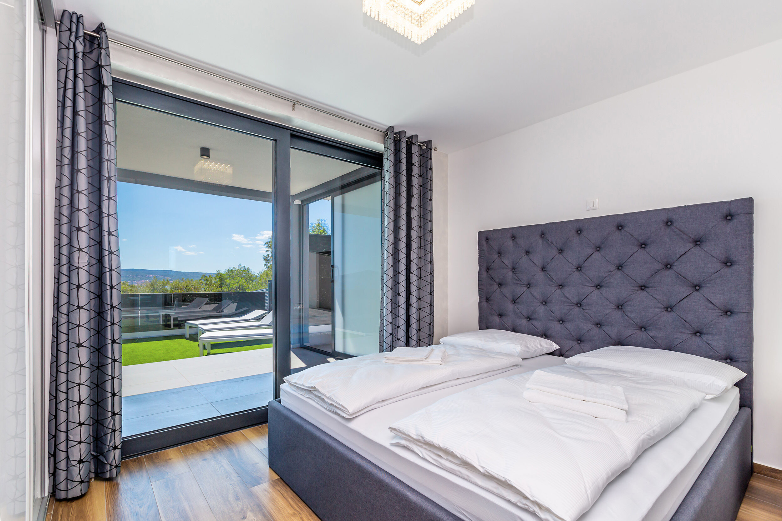 Villa THREE UNITS 27571-A1