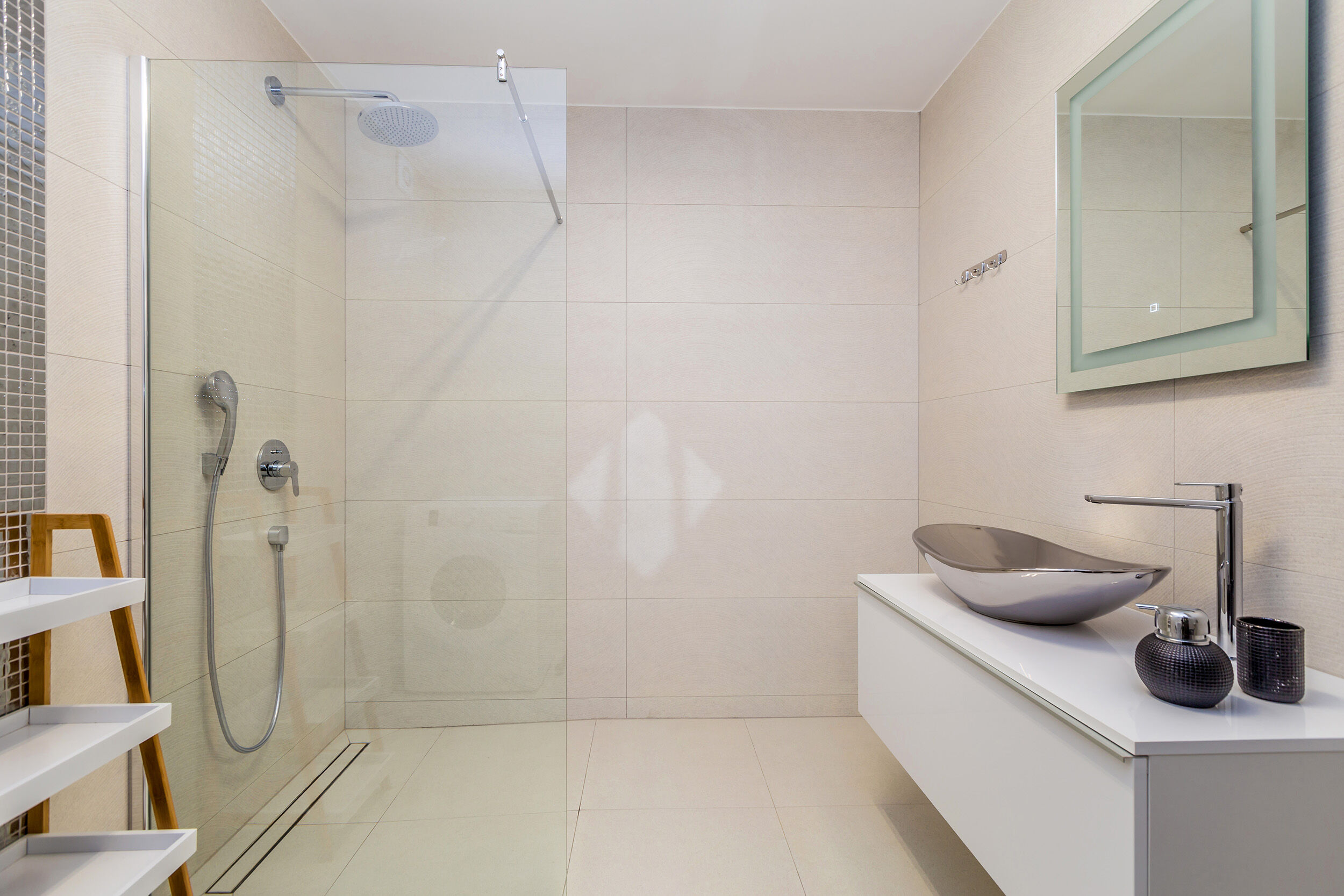 Villa THREE UNITS 27571-A1