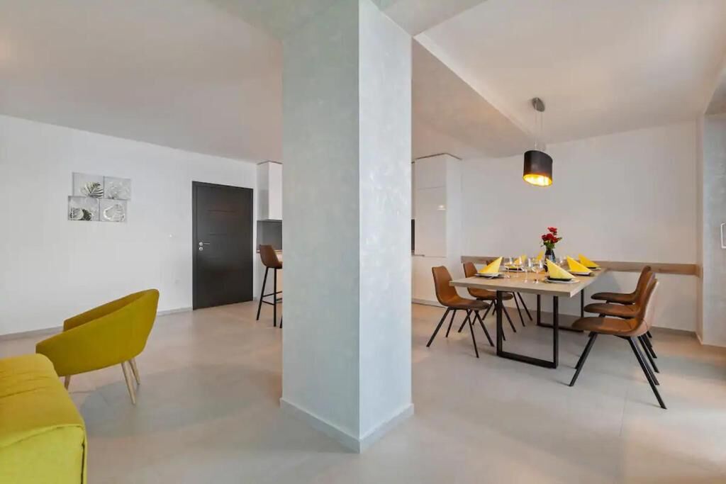 Villa THREE UNITS 27571-A2