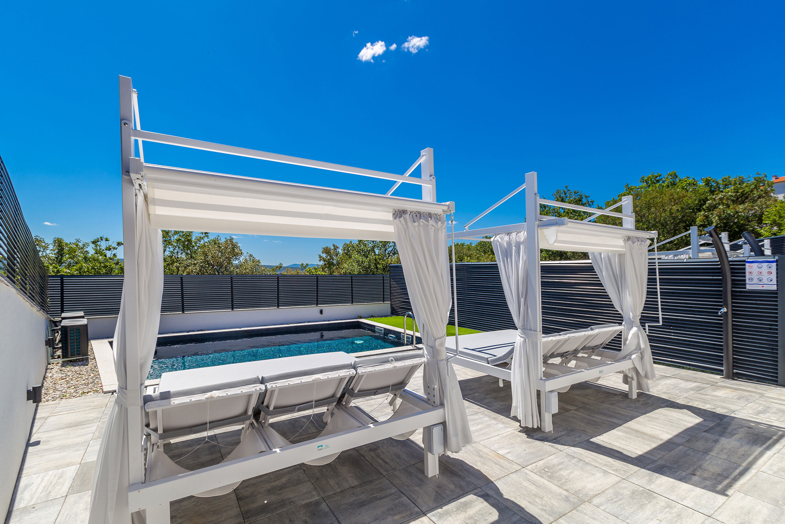 Villa THREE UNITS 27571-A2