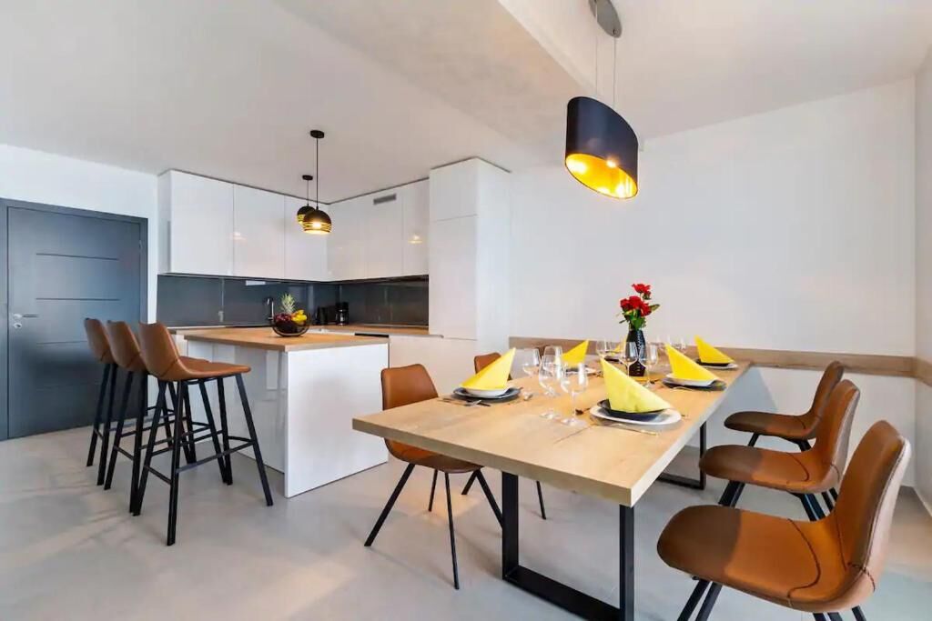 Villa THREE UNITS 27571-A3