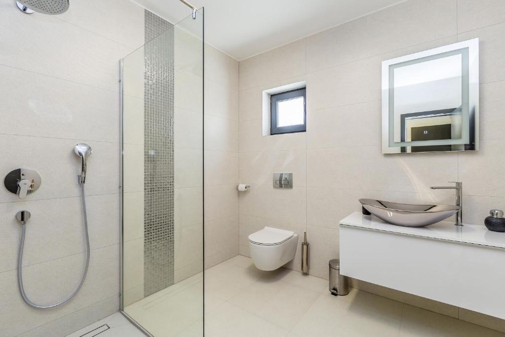 Villa THREE UNITS 27571-A3