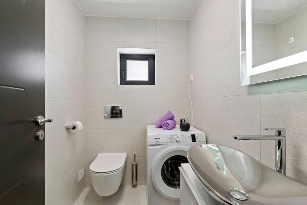 Villa THREE UNITS 27571-A3