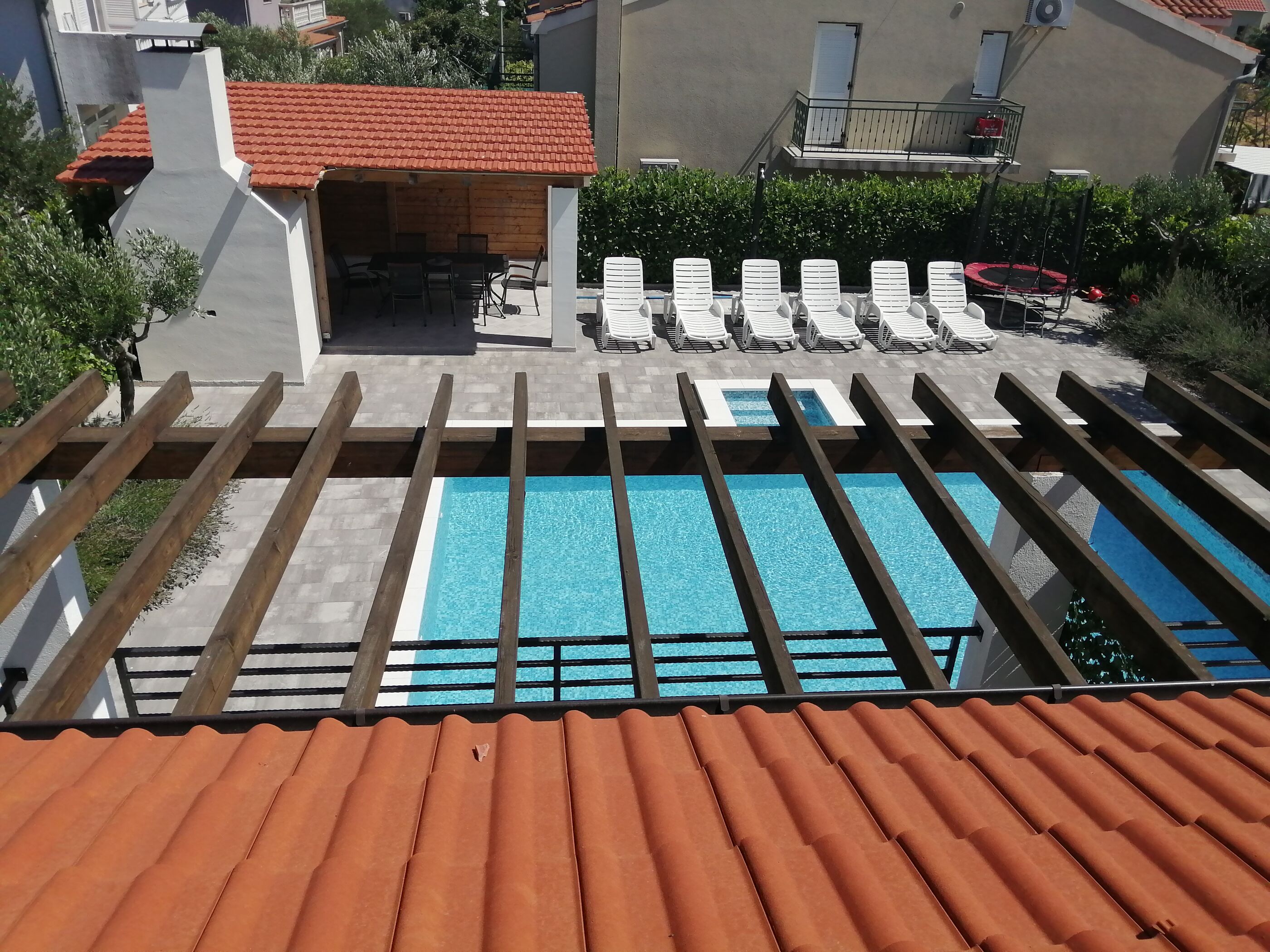 Apartments Luka i Toni 82281-A1