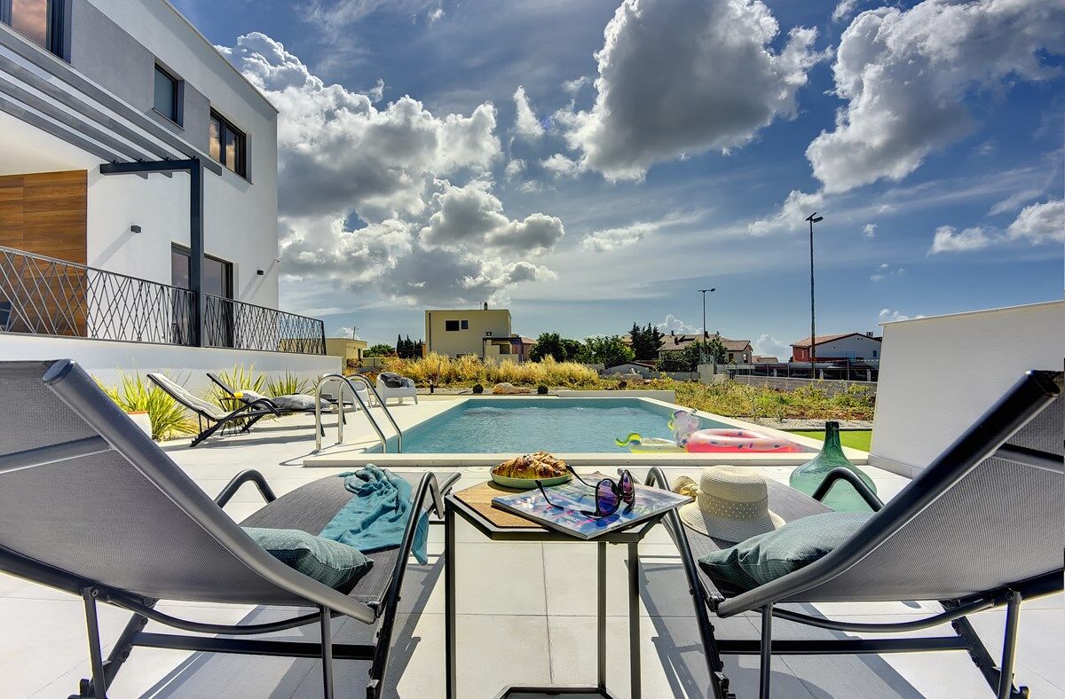 Villa Joy 74213-K1