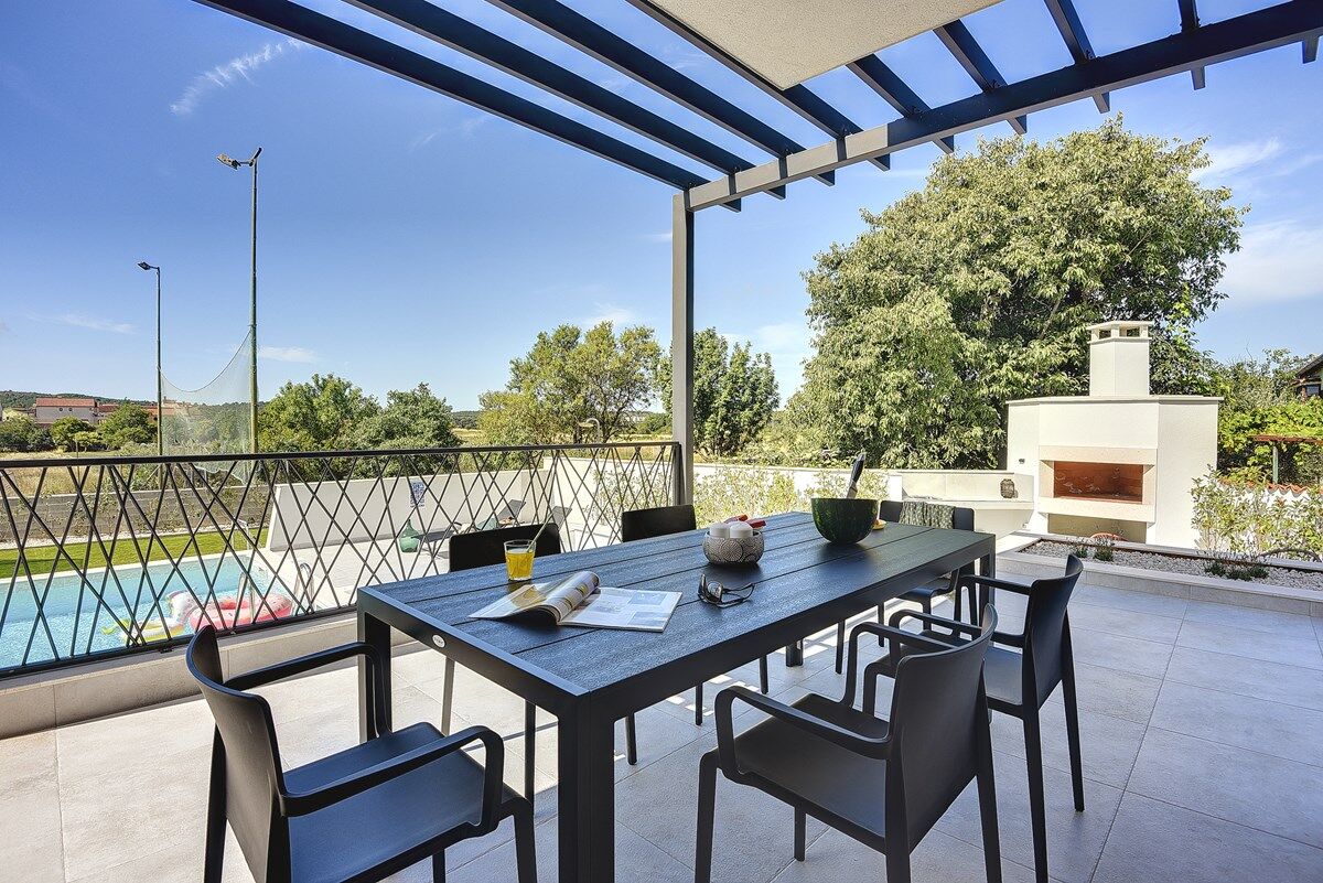 Villa Joy 74213-K1