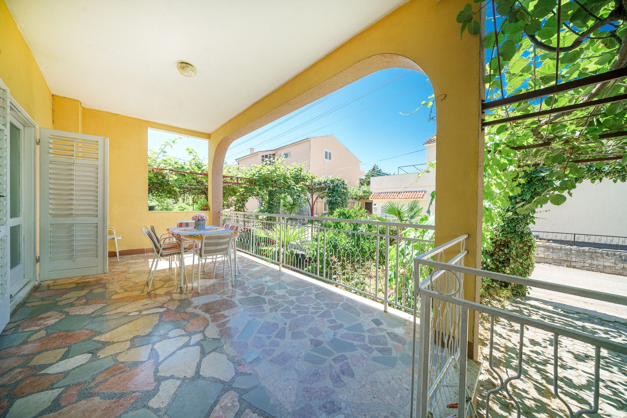 Apartments Ivka 82101-A1