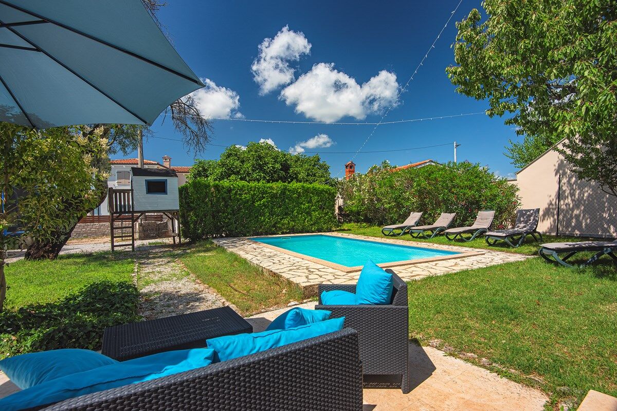 Villa Sherpa 74136-K1