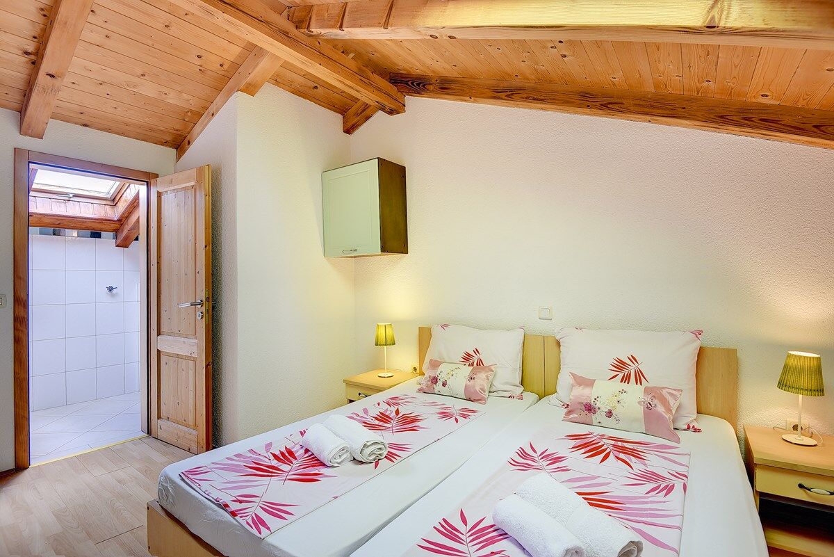 Villa Sherpa 74136-K1