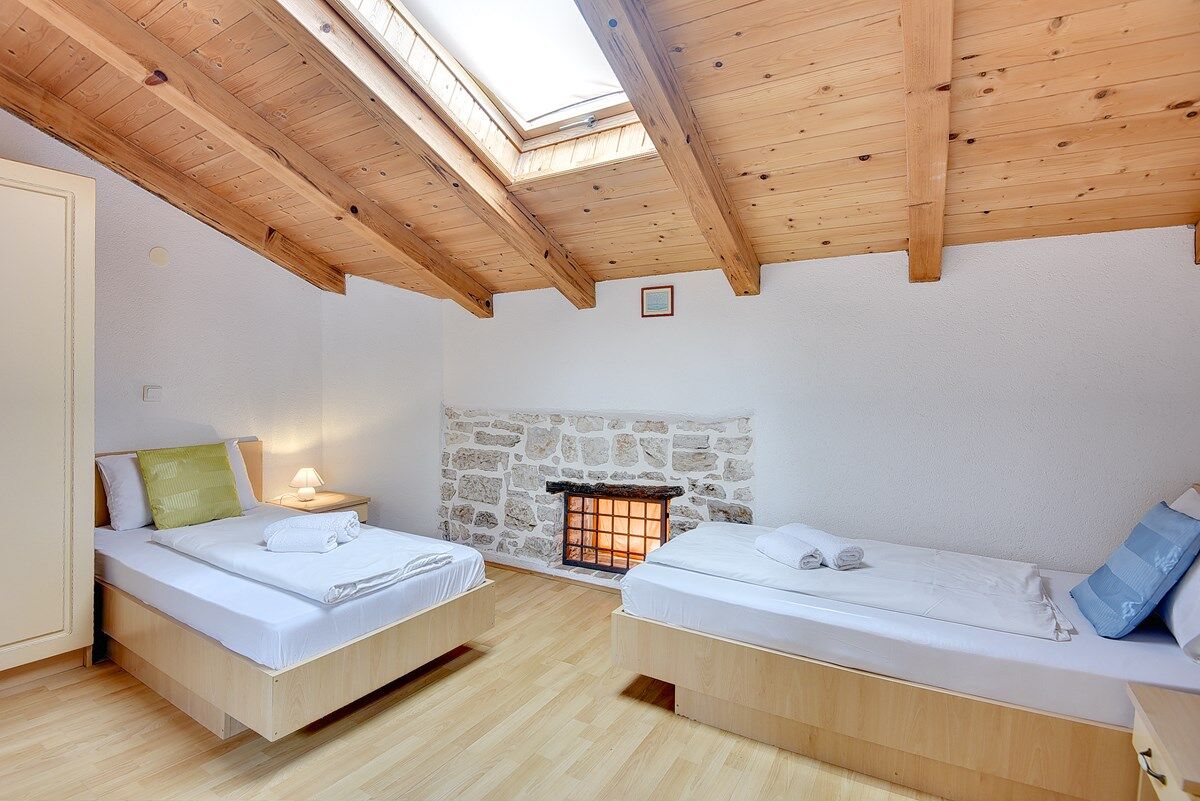 Villa Sherpa 74136-K1