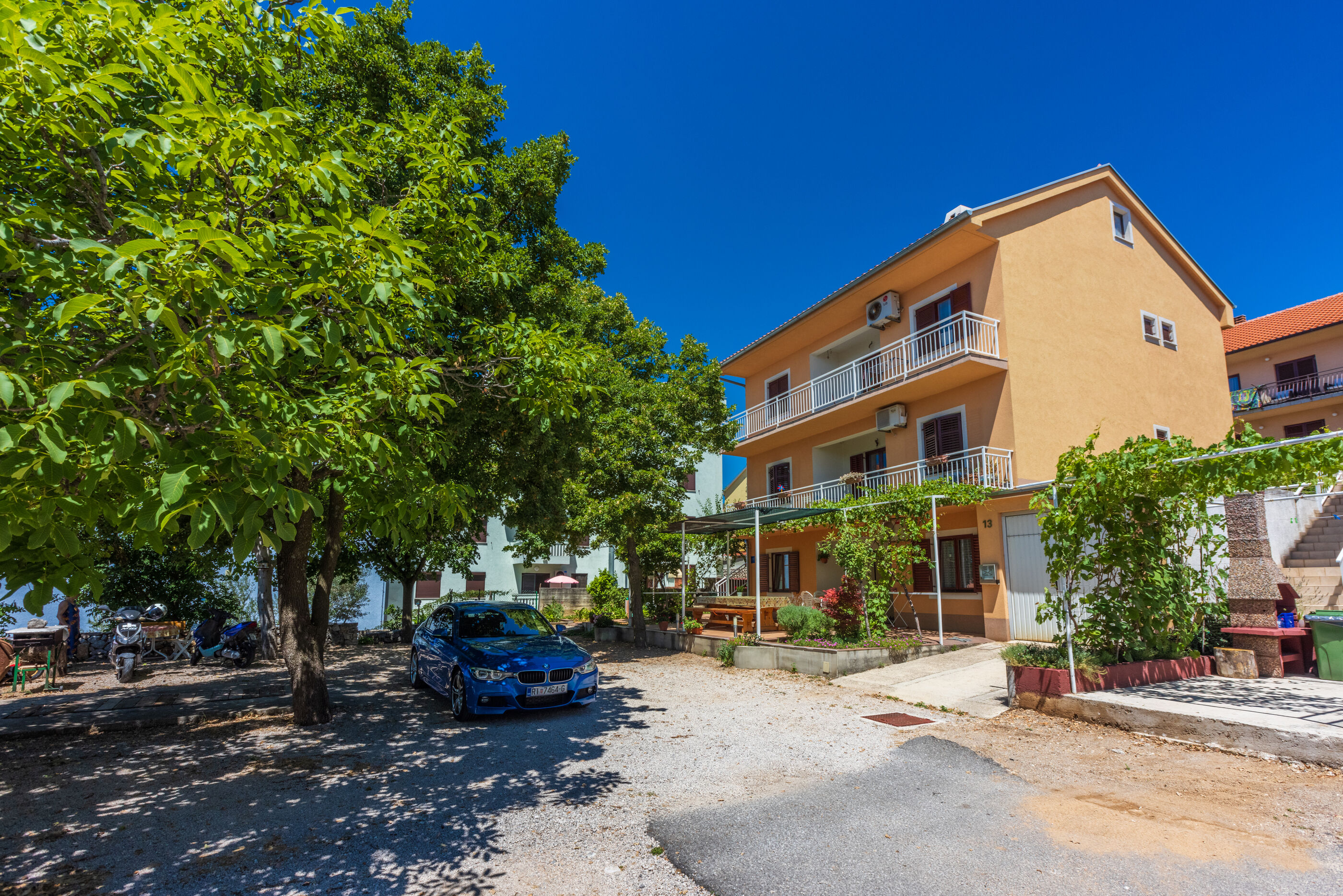 Apartments LILIN 62705-A1