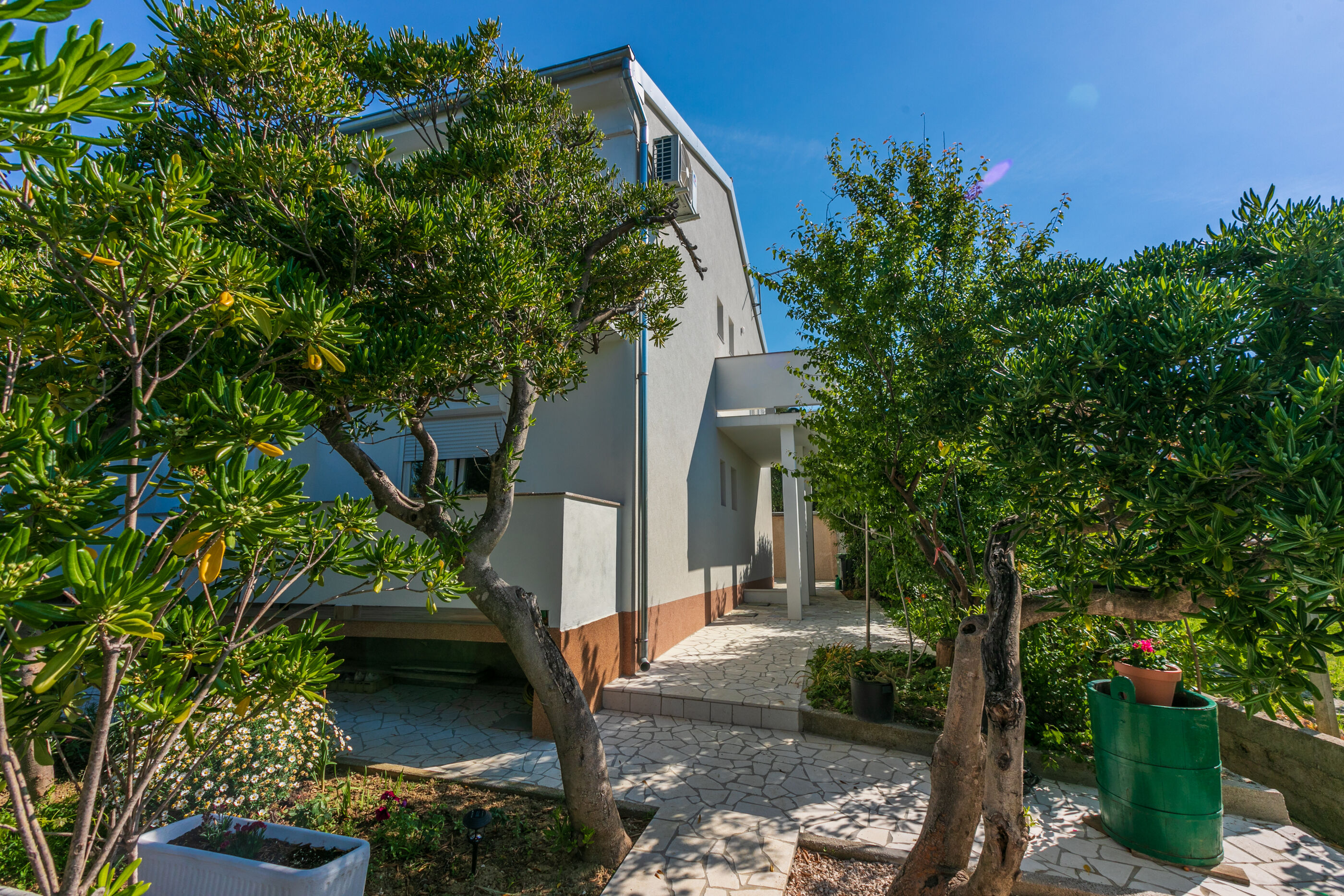 Apartments and Rooms Bianca 60492-A1