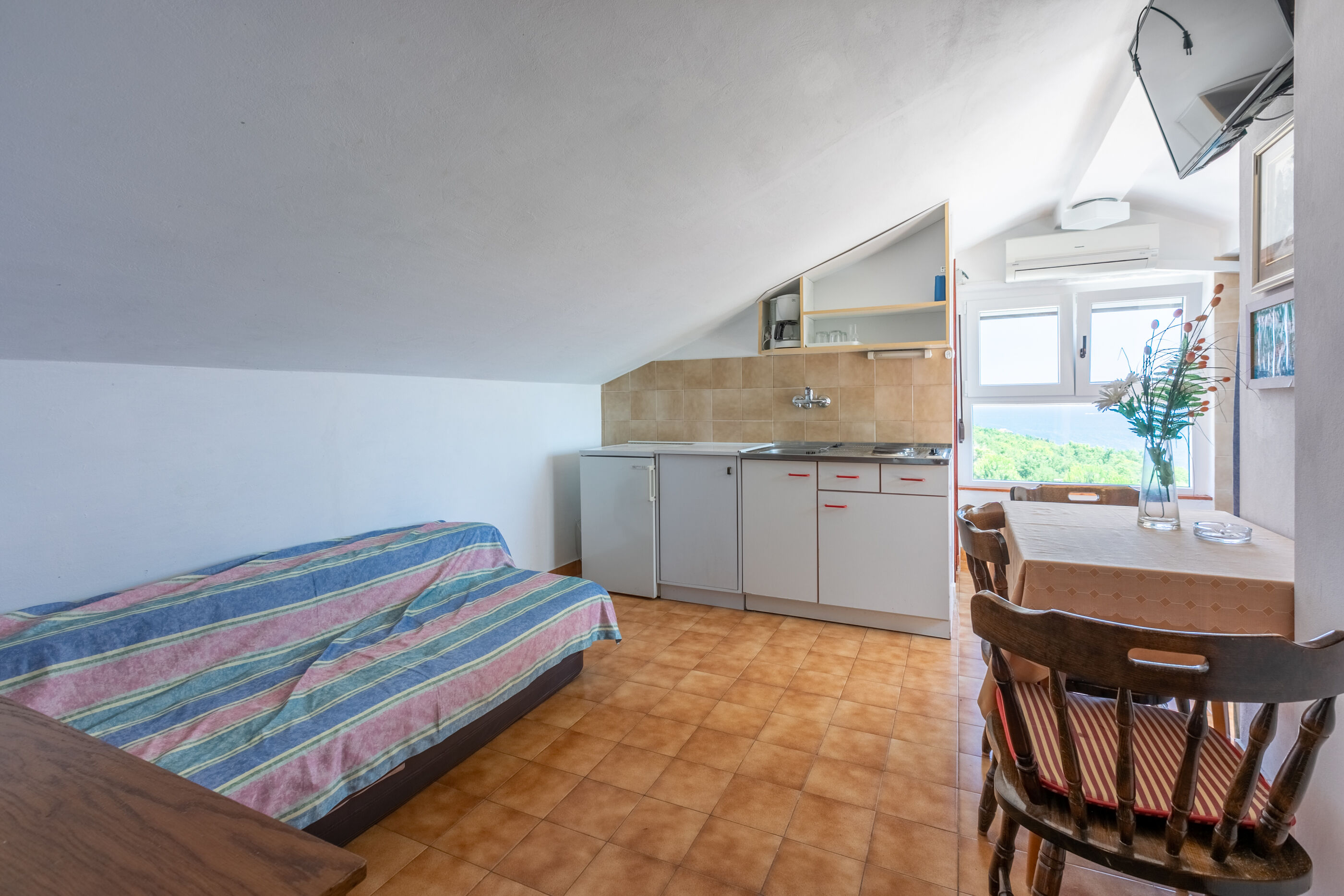 Apartments Rozaria 66691-A8