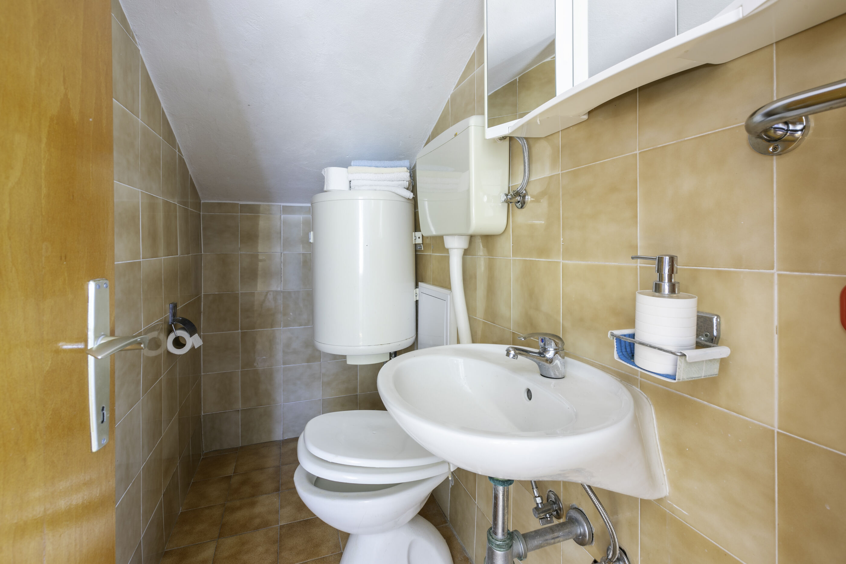 Apartments Rozaria 66691-A9