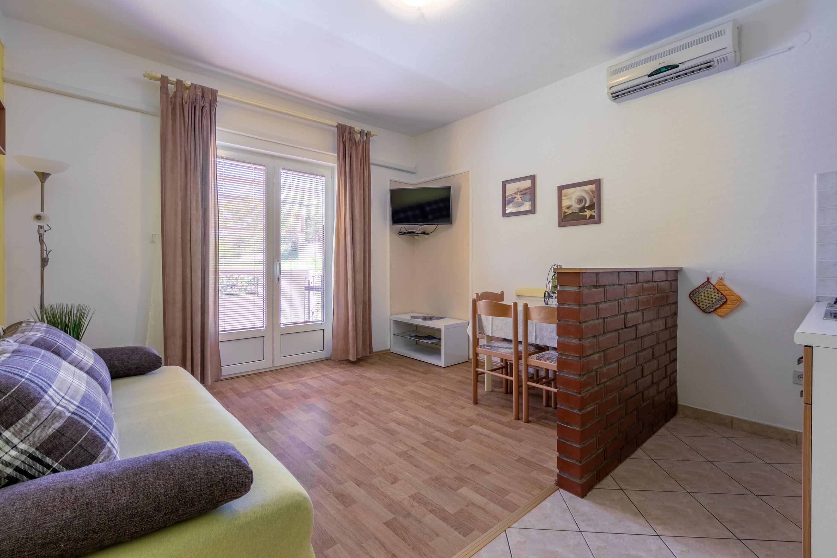 Apartments Anica 87081-A2