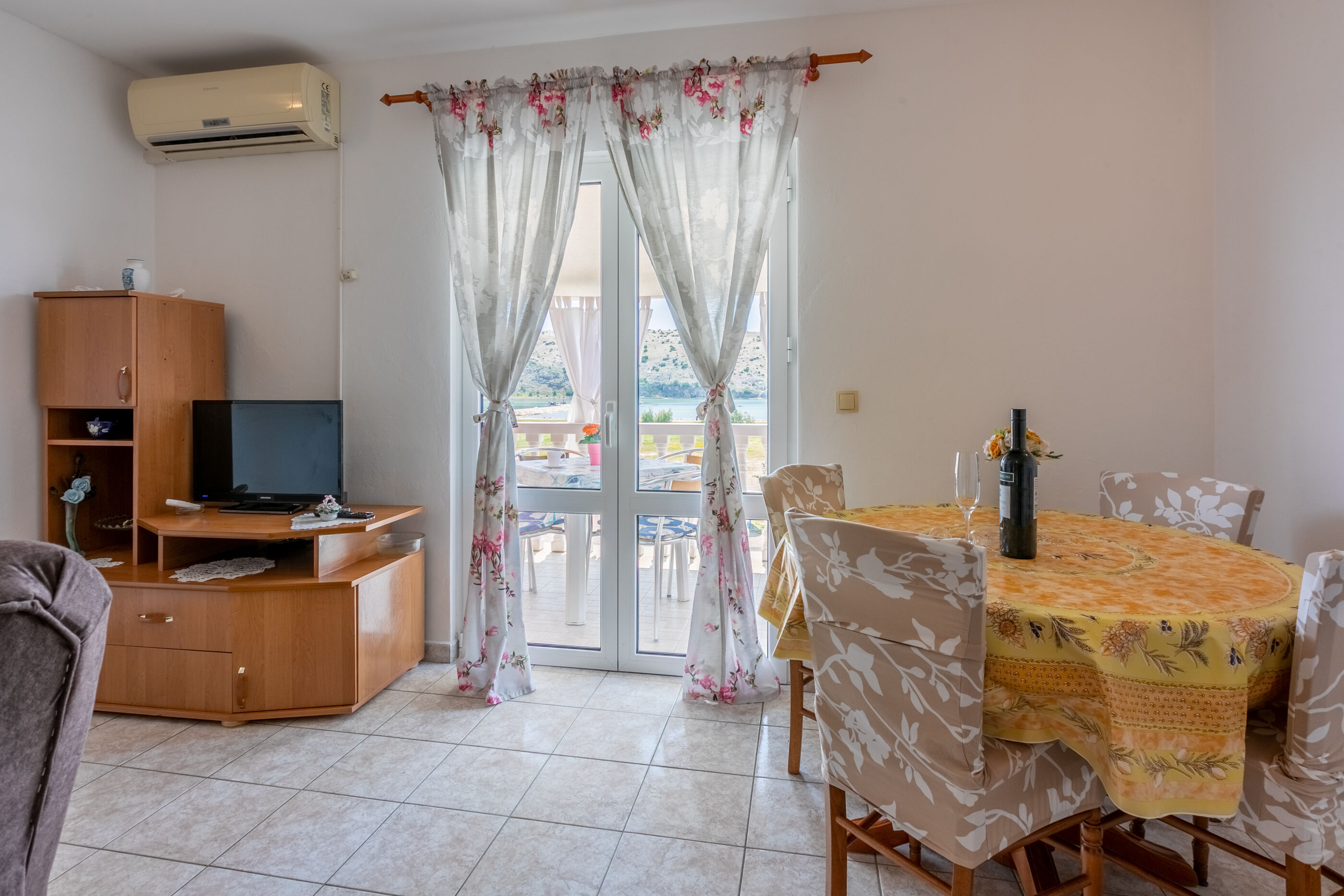 Apartments Lino 76771-A2