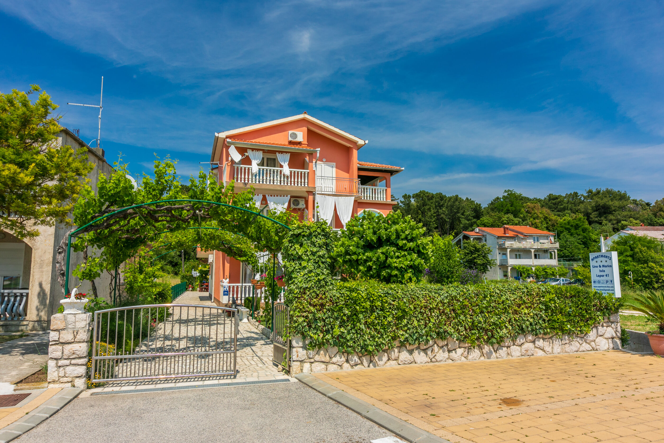 Apartments Lino 76771-A4