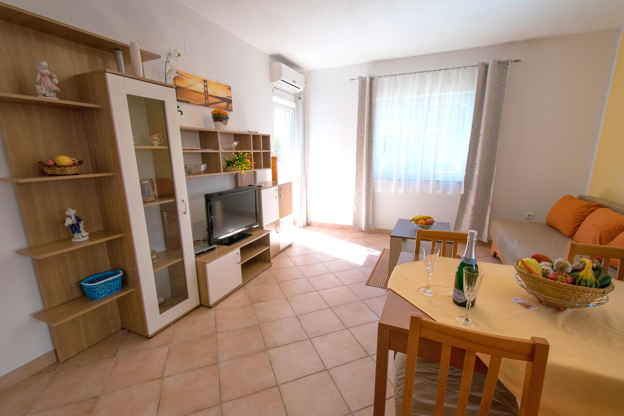 Apartments Mladenka 62176-A6