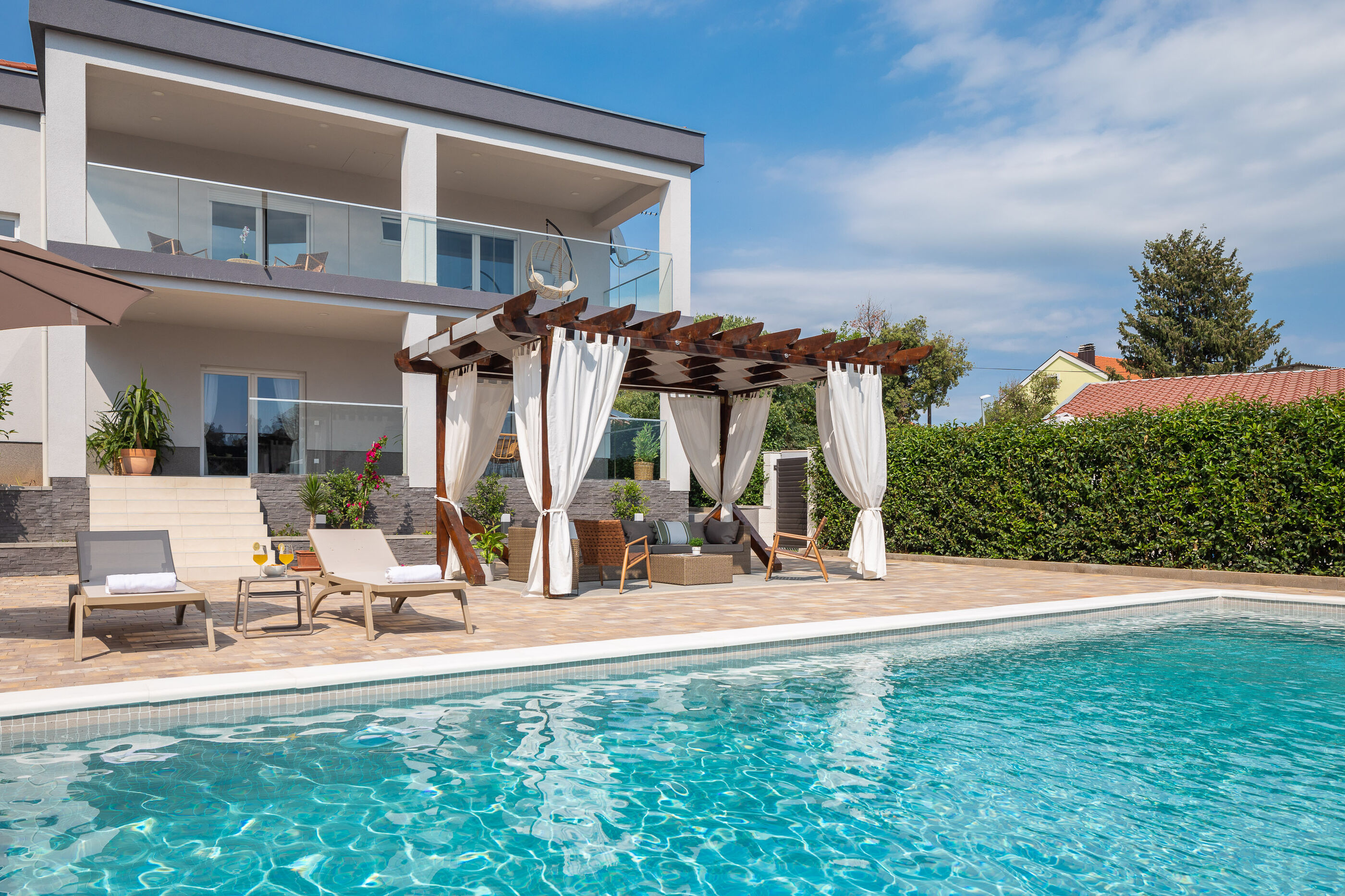 Villa Peregrine V7071-K1