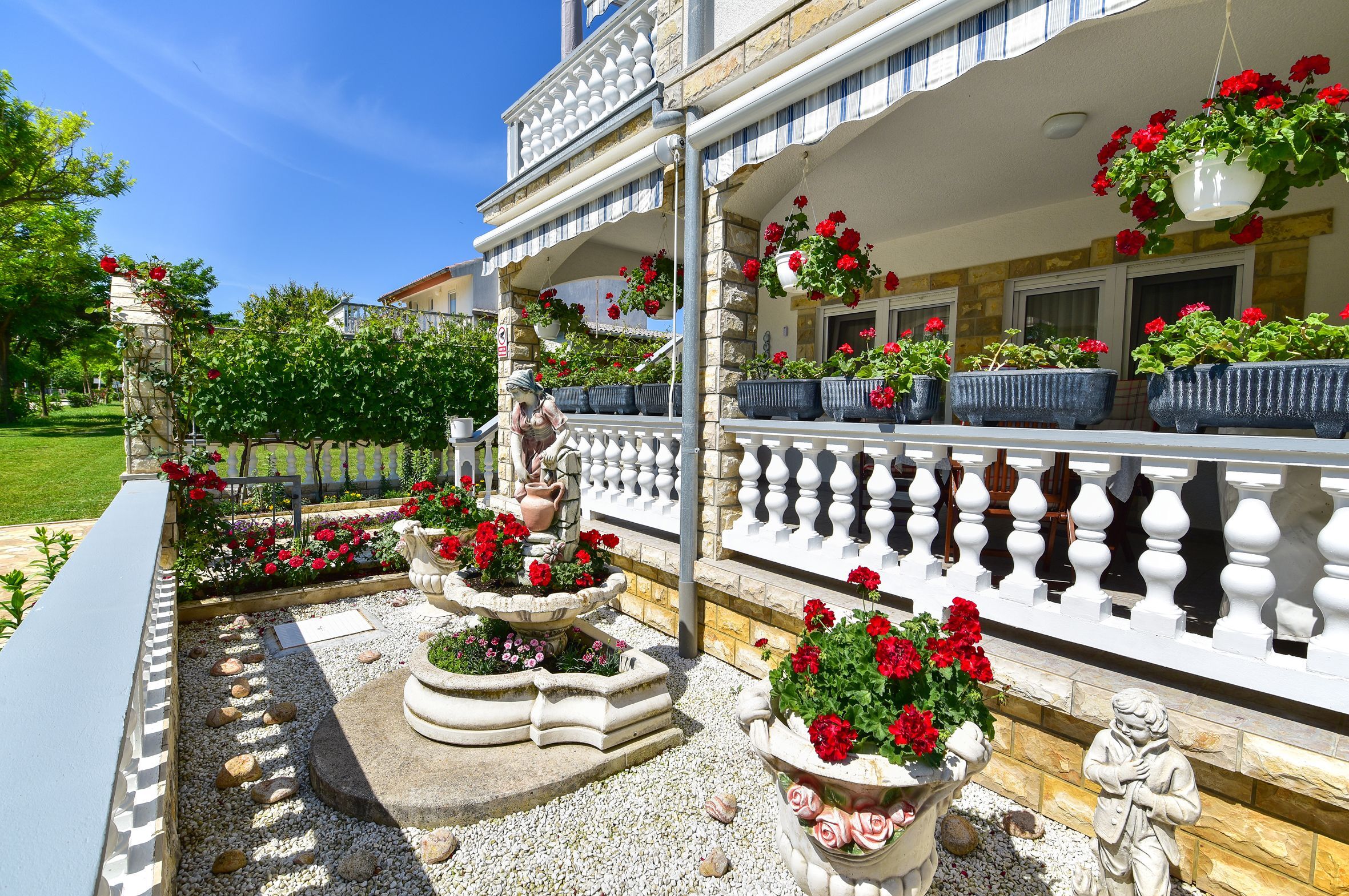 Apartments Rote Rosen 82691-A2