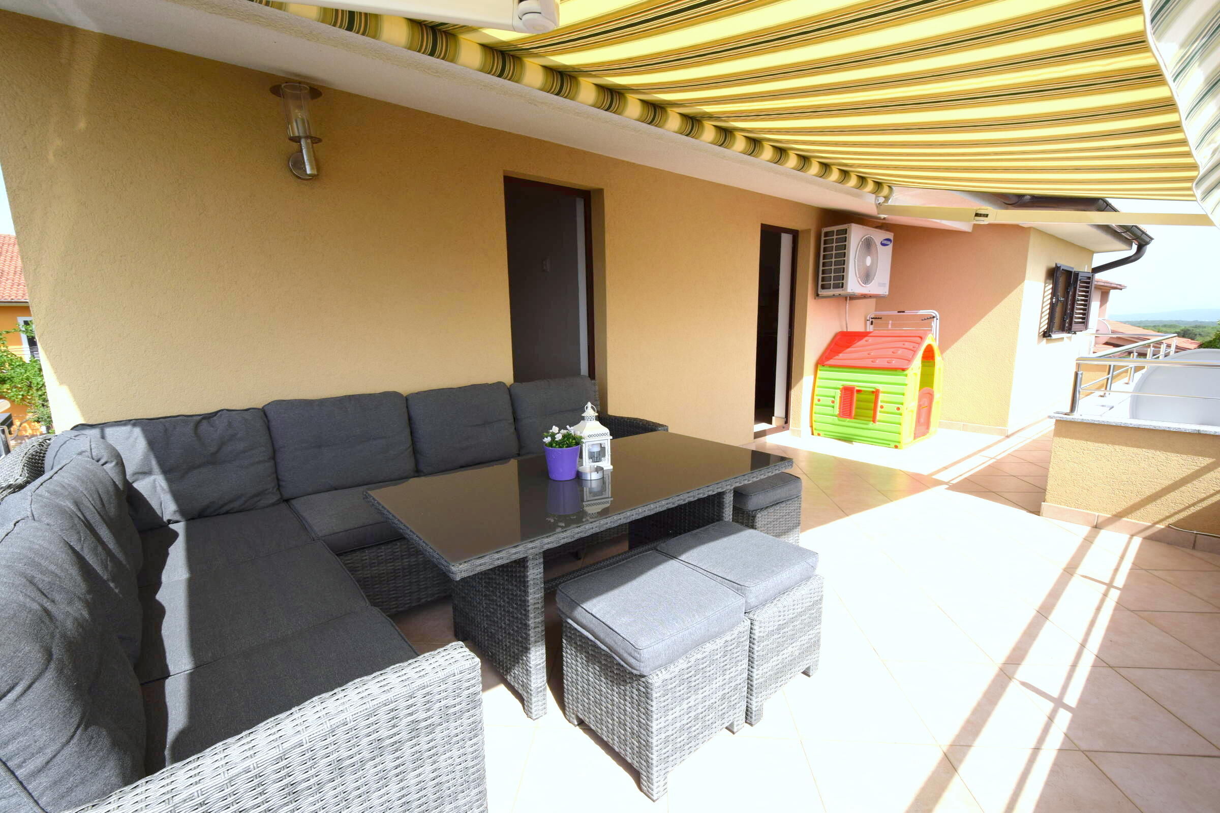 Apartments Zrinka 62024-A2