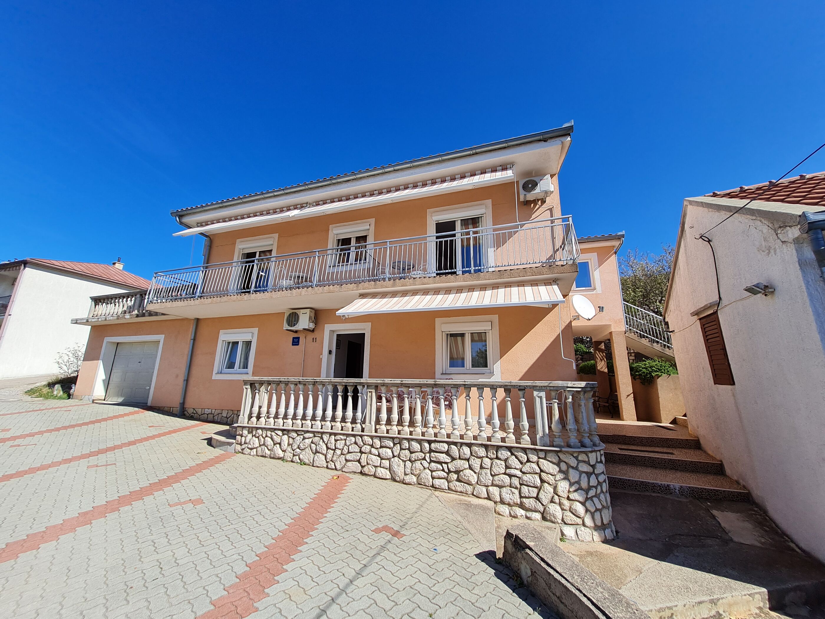 Apartments Vjenceslava 61921-S1