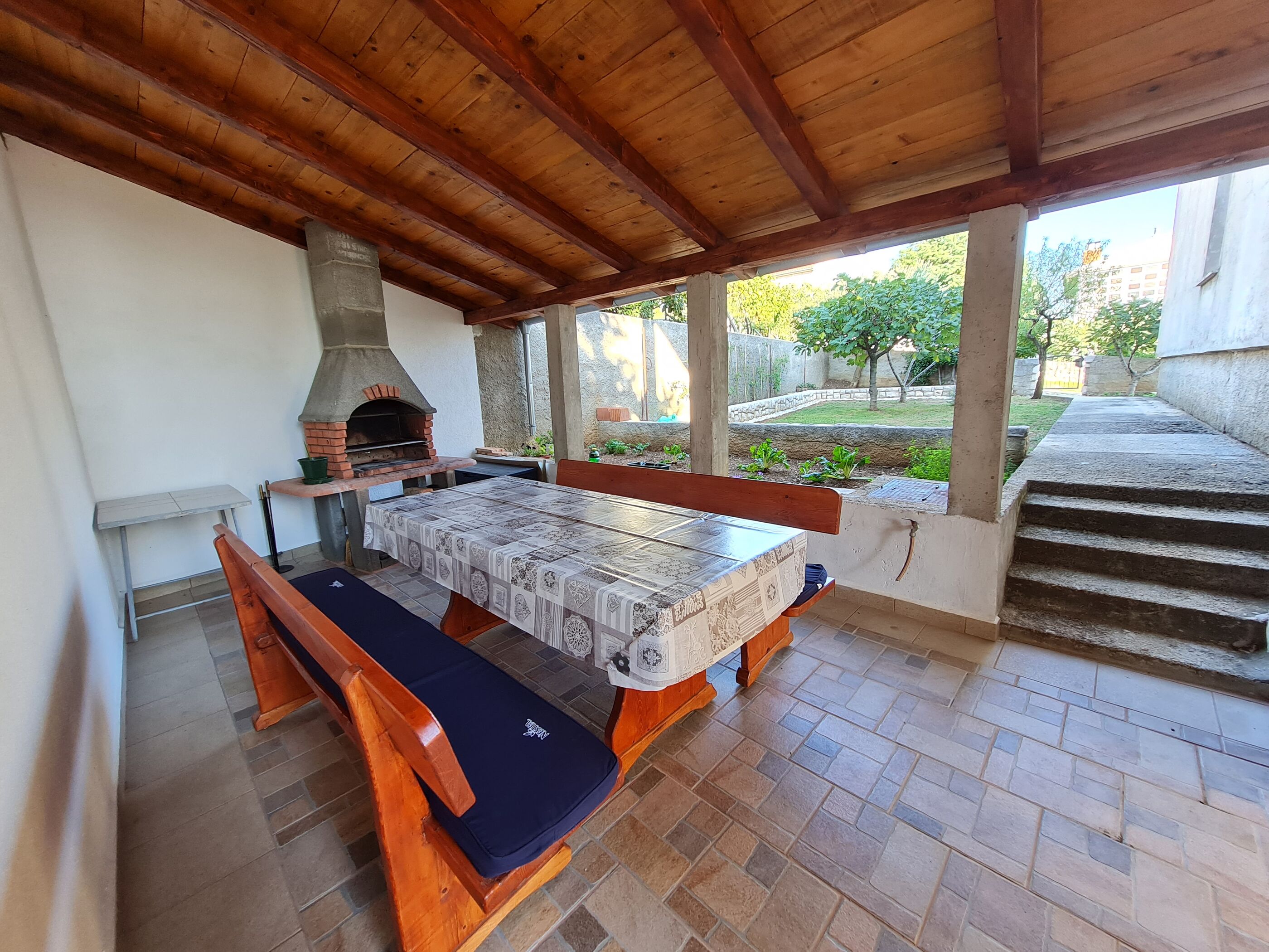 Apartments Vesna 82721-A1