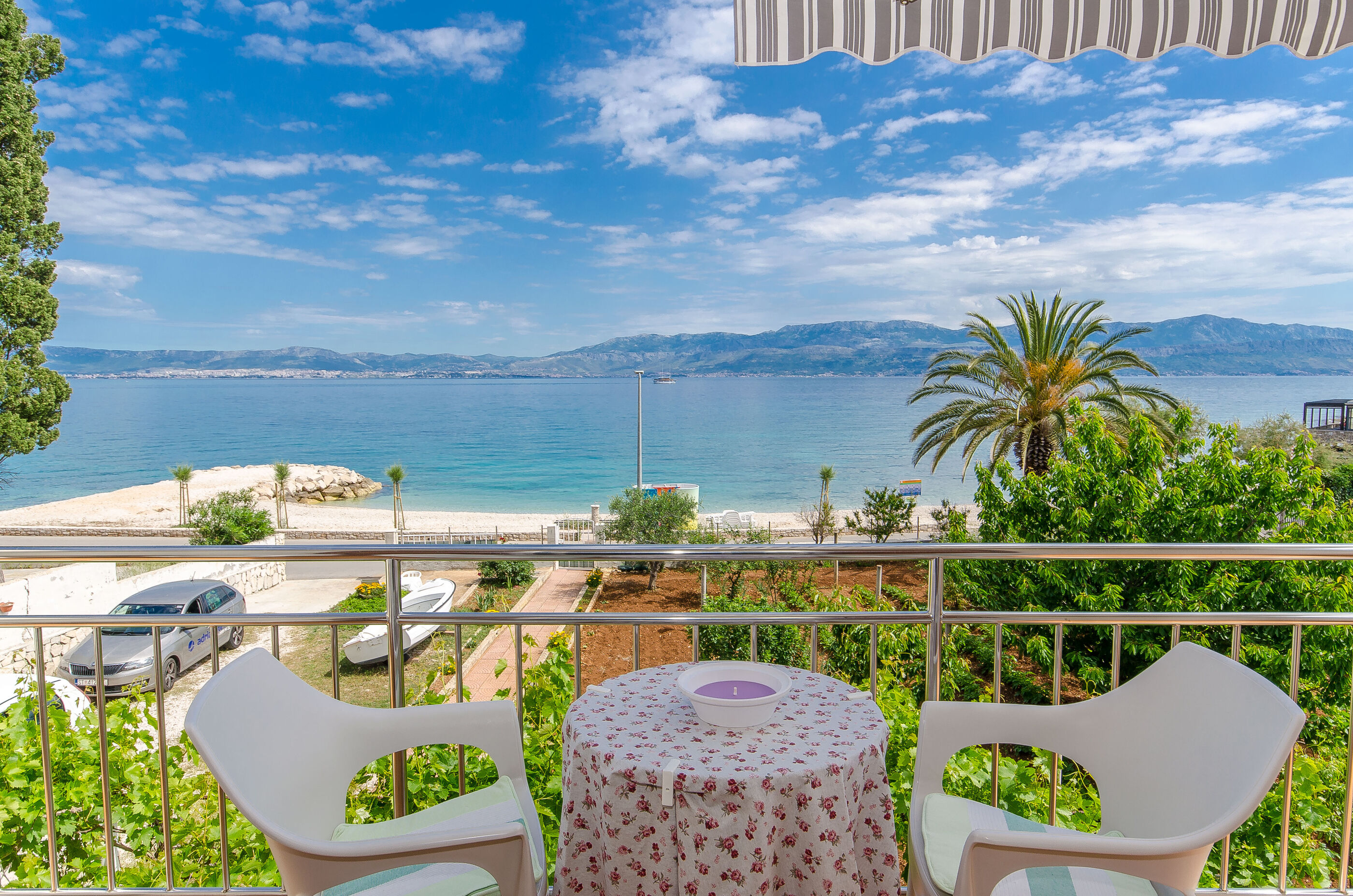 Apartments Jerko 34931-A1