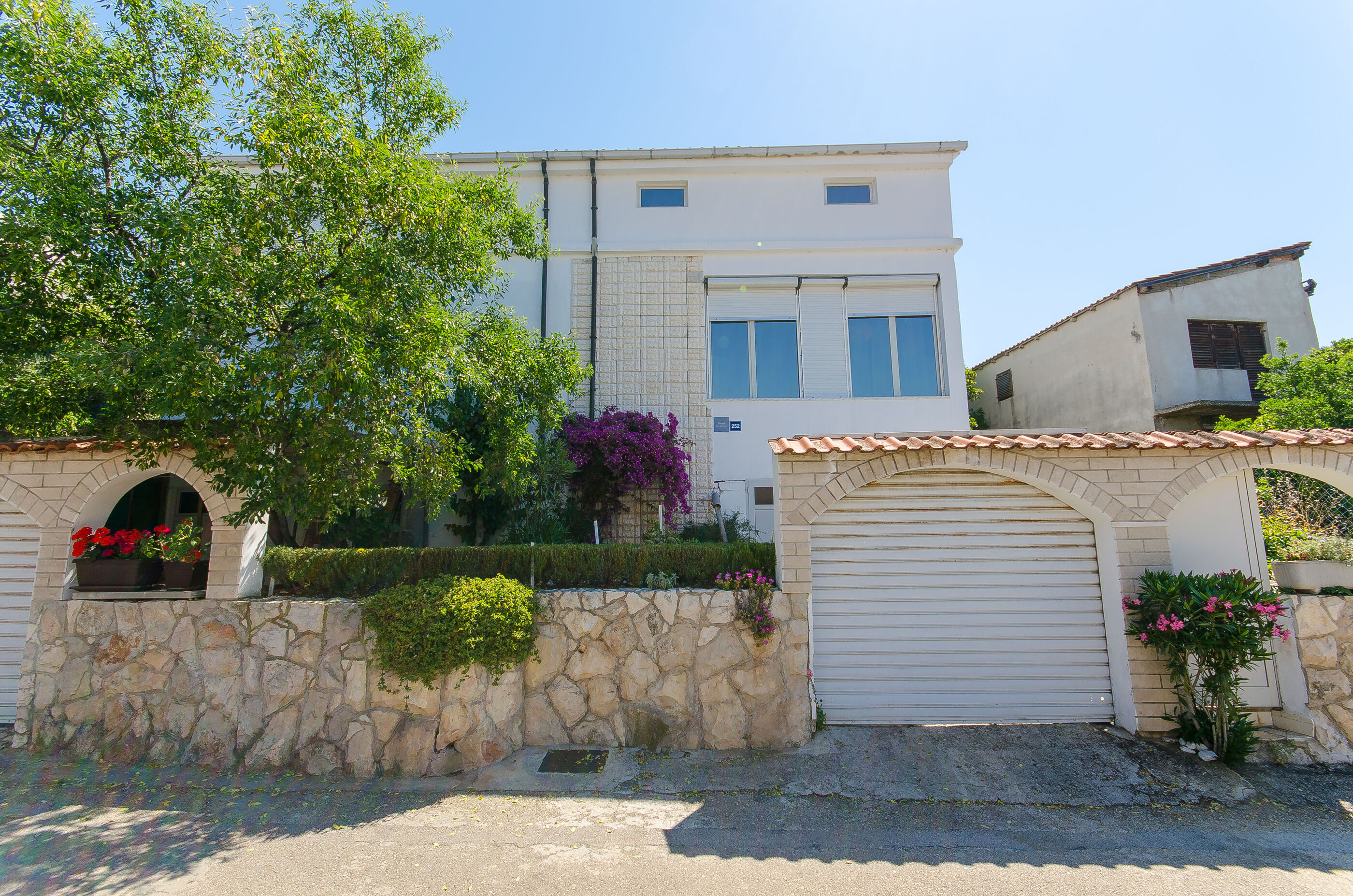 Apartment Ljubica 50991-A1