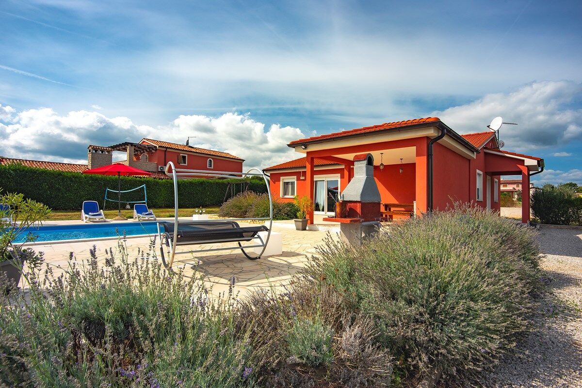 Villa Kata 73534-K1