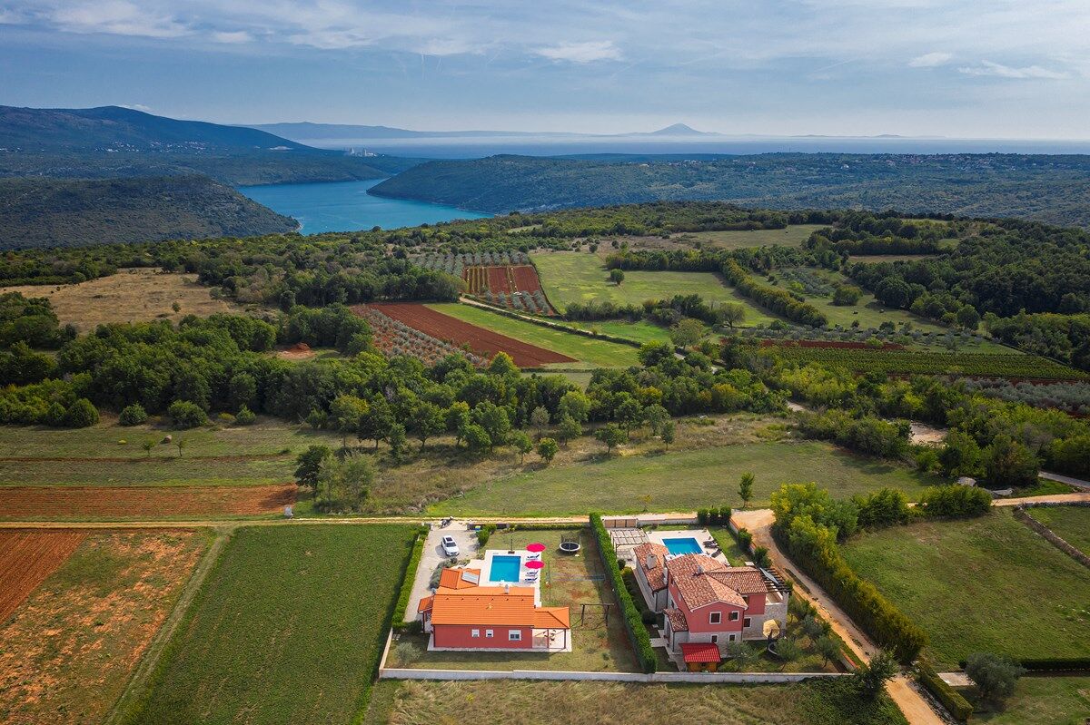 Villa Kata 73534-K1