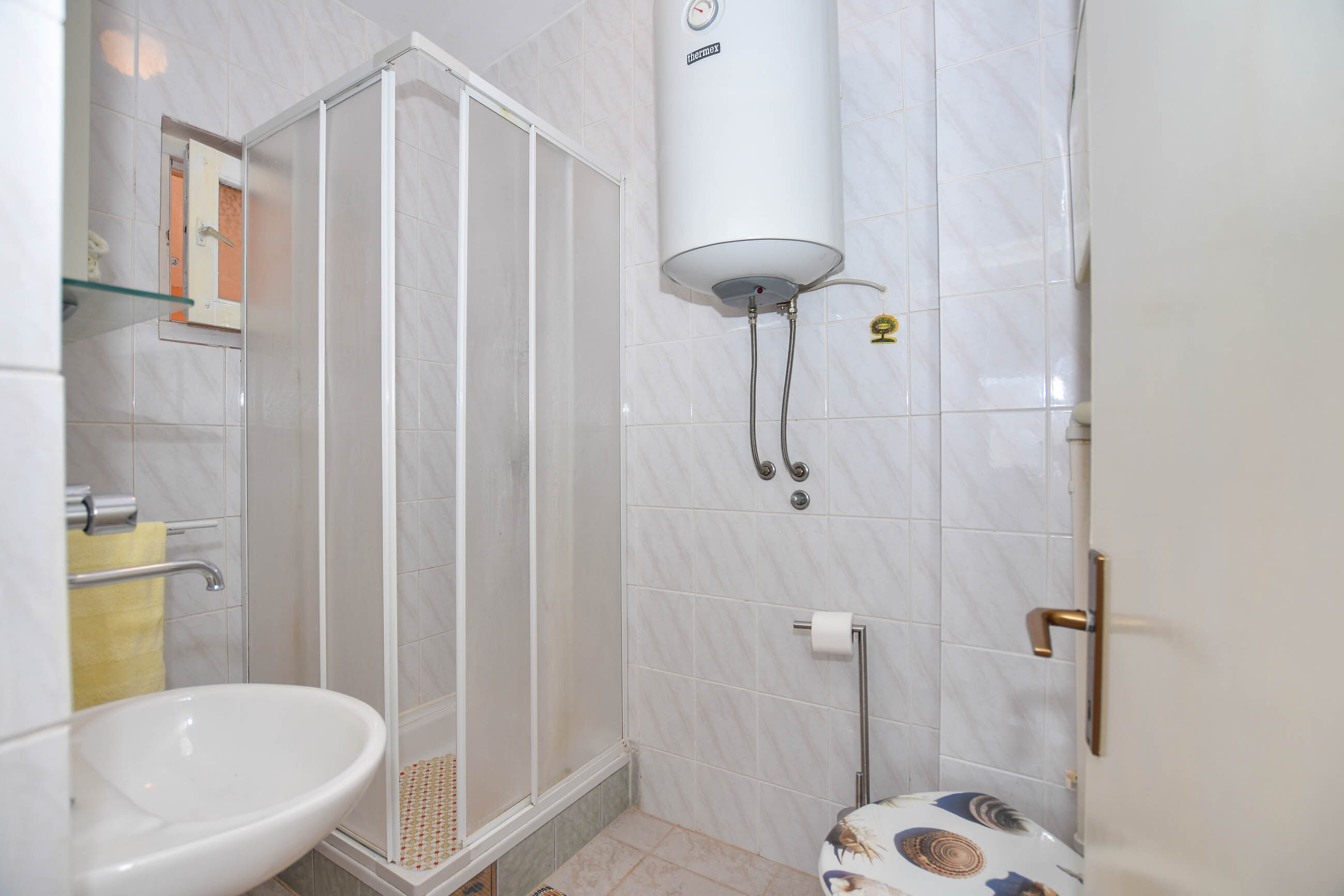 Apartments Clair 82791-A1