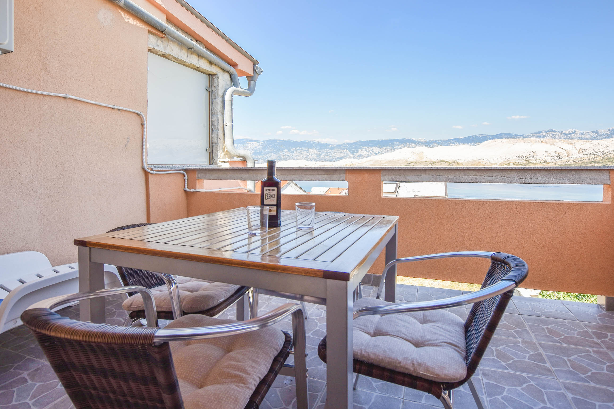 Apartments Clair 82791-A1