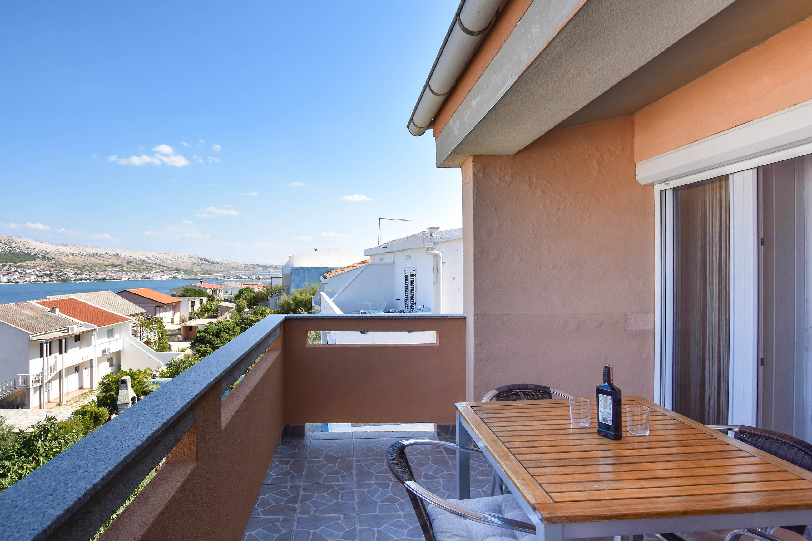 Apartments Clair 82791-A1