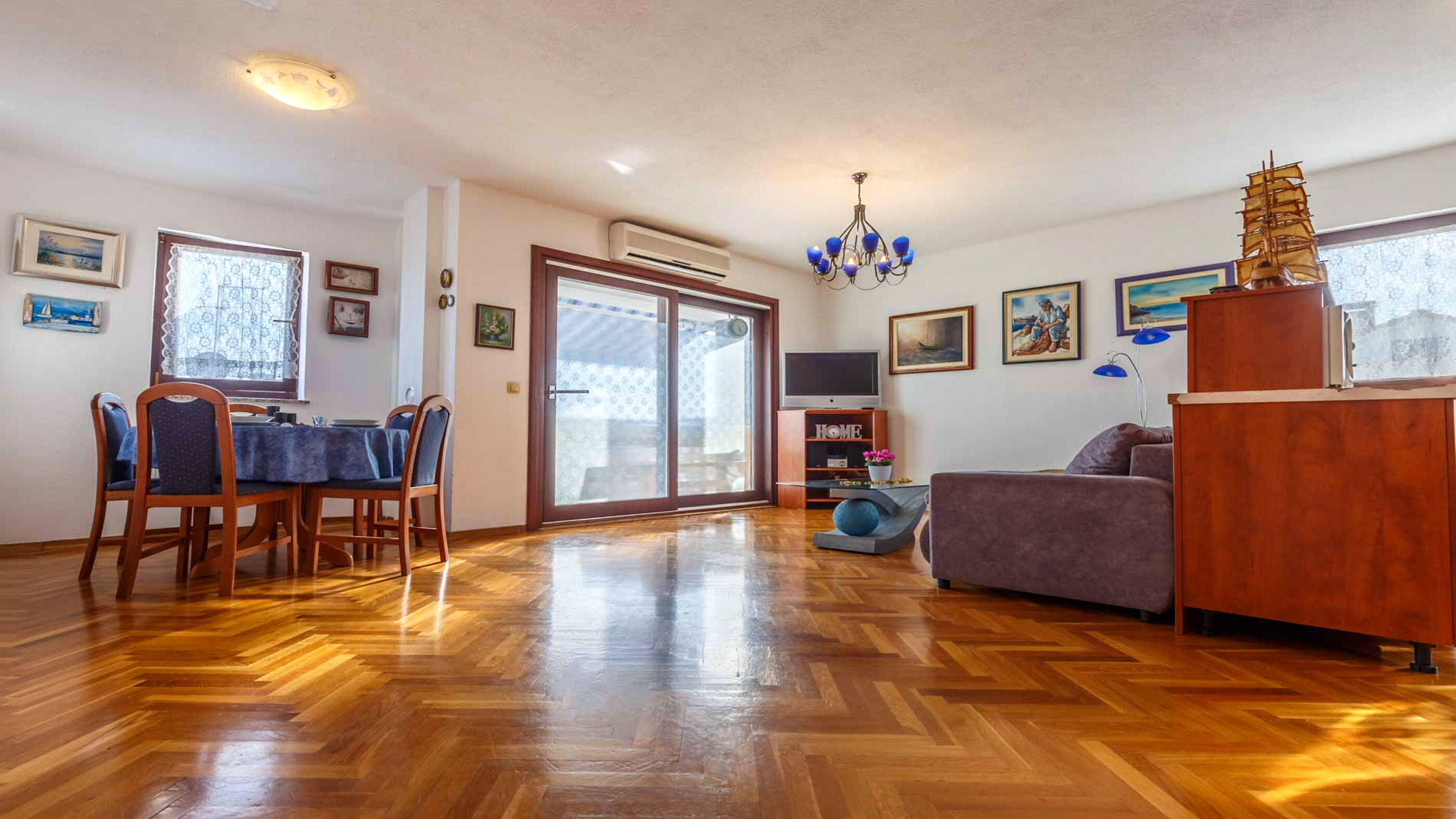 Apartment Diracca 81201-A1