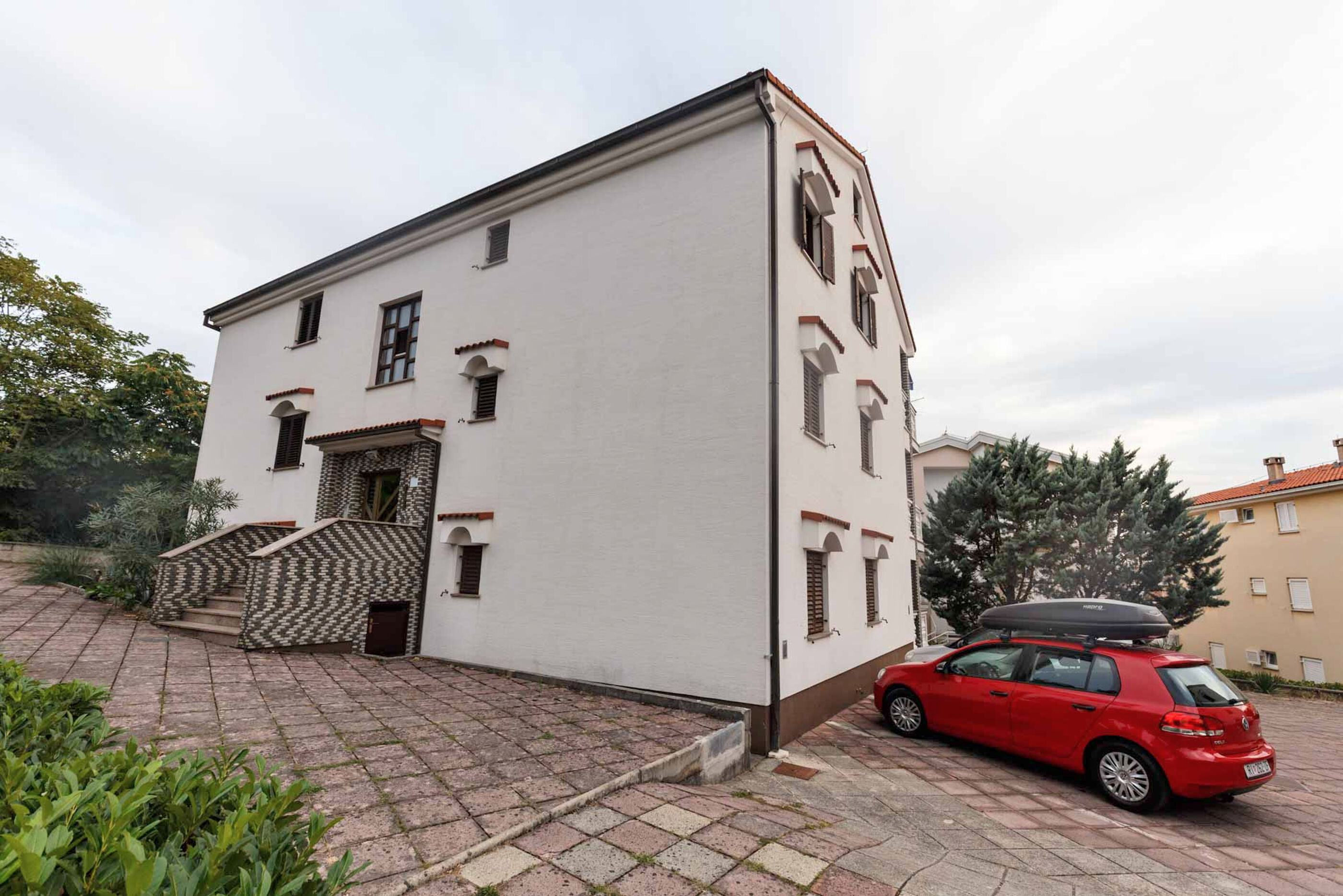 Apartment Diracca 81201-A1